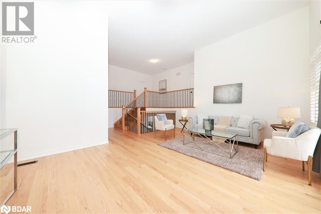 301 Danny Wheeler Boulevard, Keswick, Ontario  L4P 0K1 - Photo 24 - 40701089