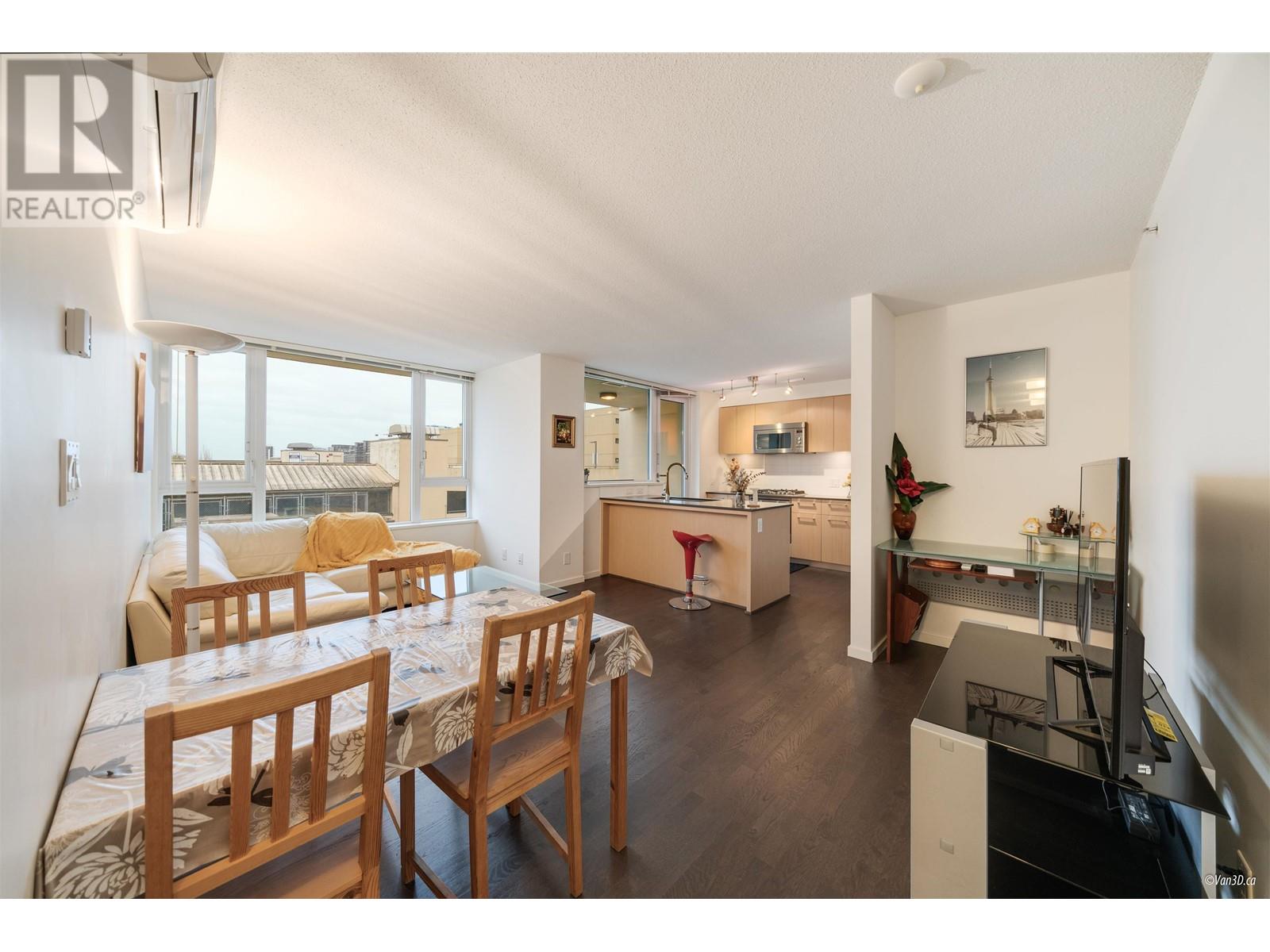 Listing Picture 4 of 27 : 706 7979 FIRBRIDGE WAY, Richmond / 烈治文 - 魯藝地產 Yvonne Lu Group - MLS Medallion Club Member