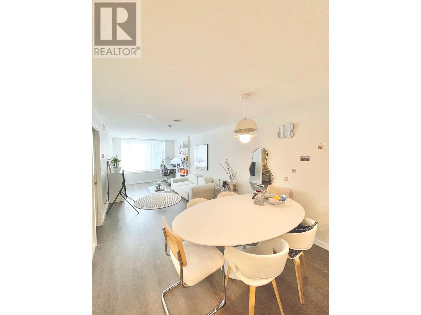 Listing Picture 4 of 11 : 705 8699 HAZELBRIDGE WAY, Richmond / 烈治文 - 魯藝地產 Yvonne Lu Group - MLS Medallion Club Member