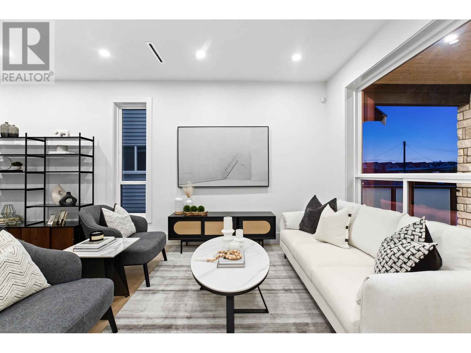 Property at 211 JARDINE STREET image 3