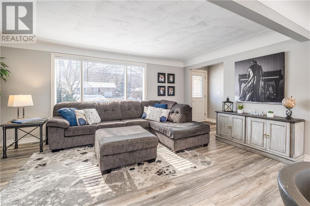 Property at 16 TREVOR Drive image 4