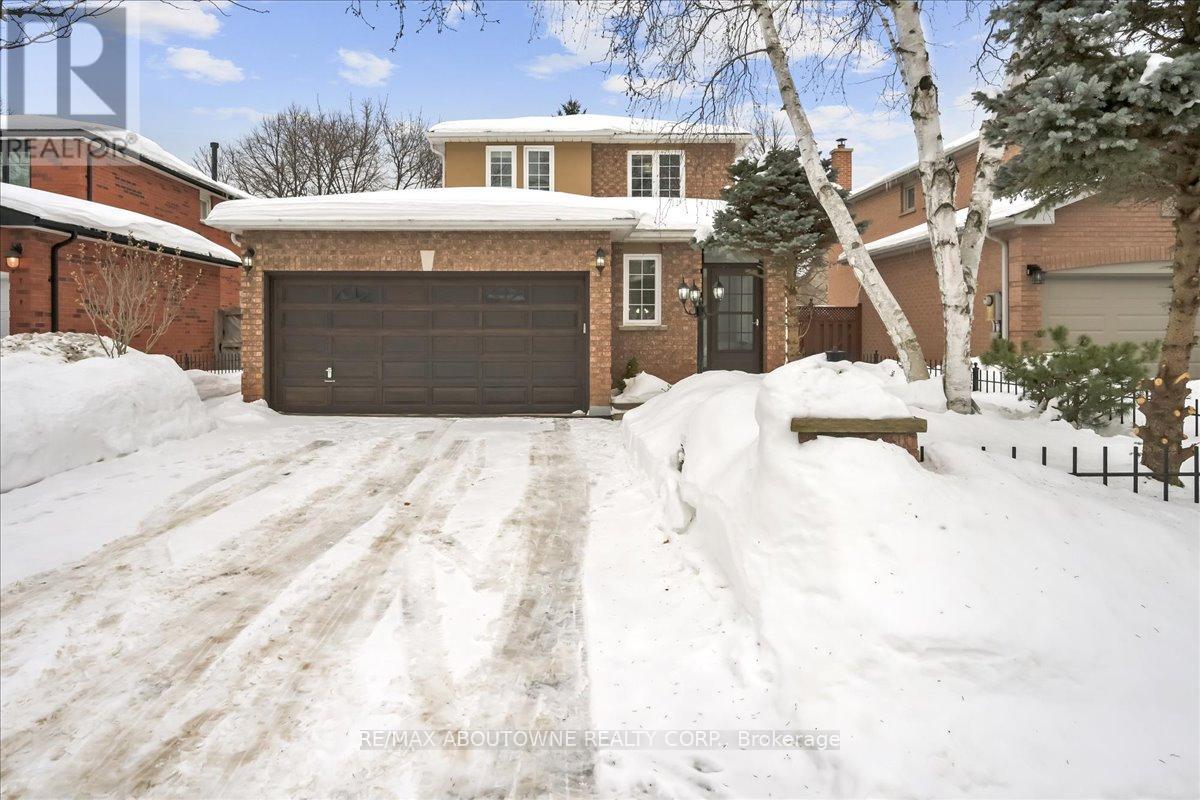 560 MARLATT DRIVE, Oakville, Ontario