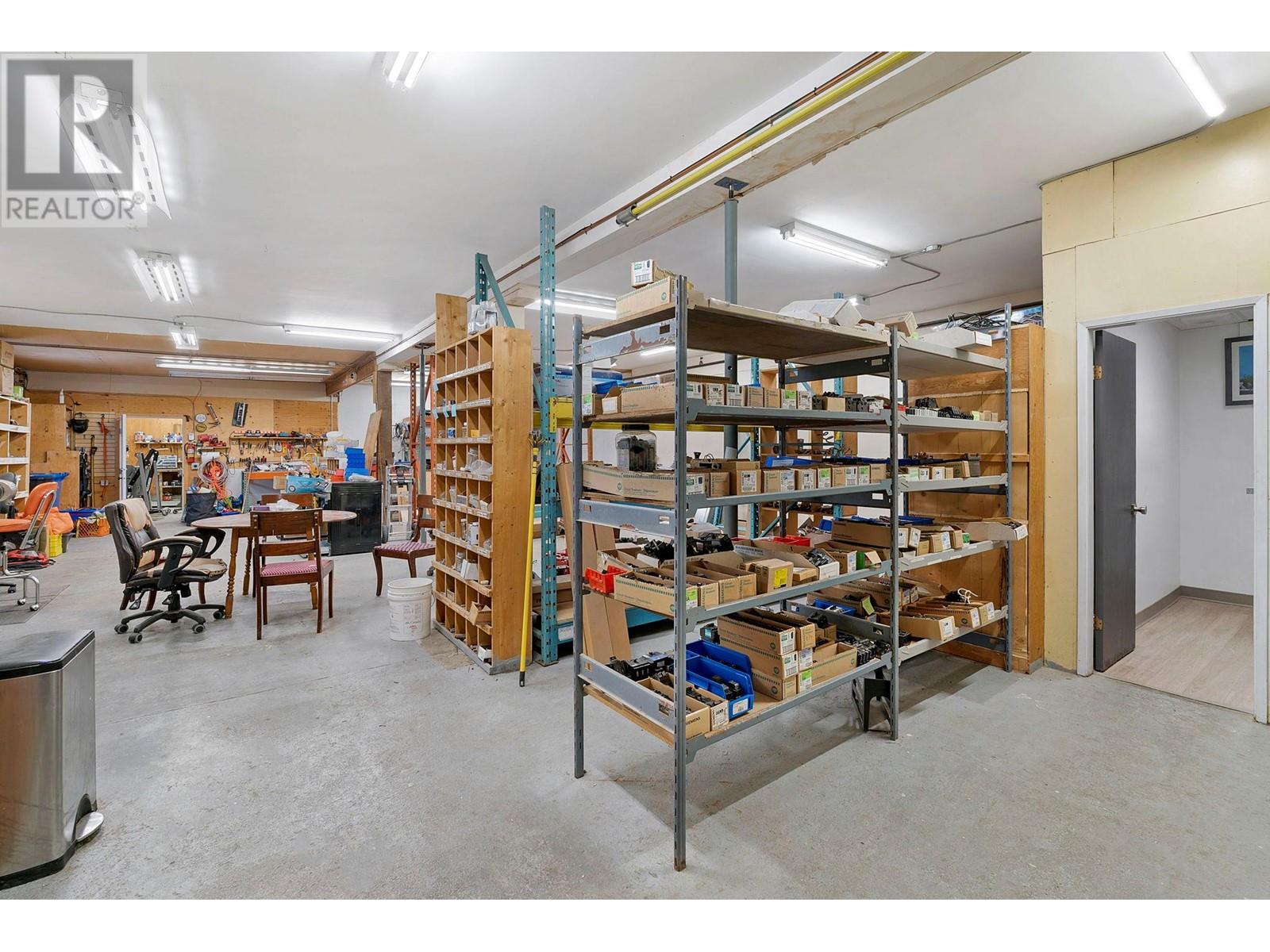 242 Haynes Street, Penticton, British Columbia  V2A 5R9 - Photo 21 - 10336628