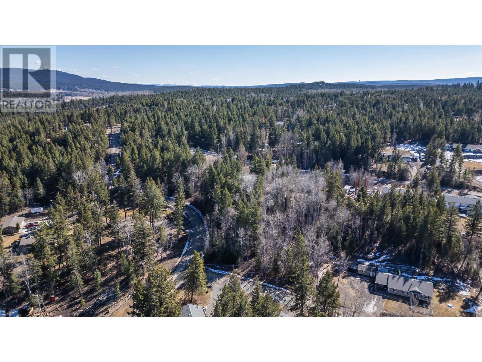 Property at 4722 CARIBOO DRIVE image 5