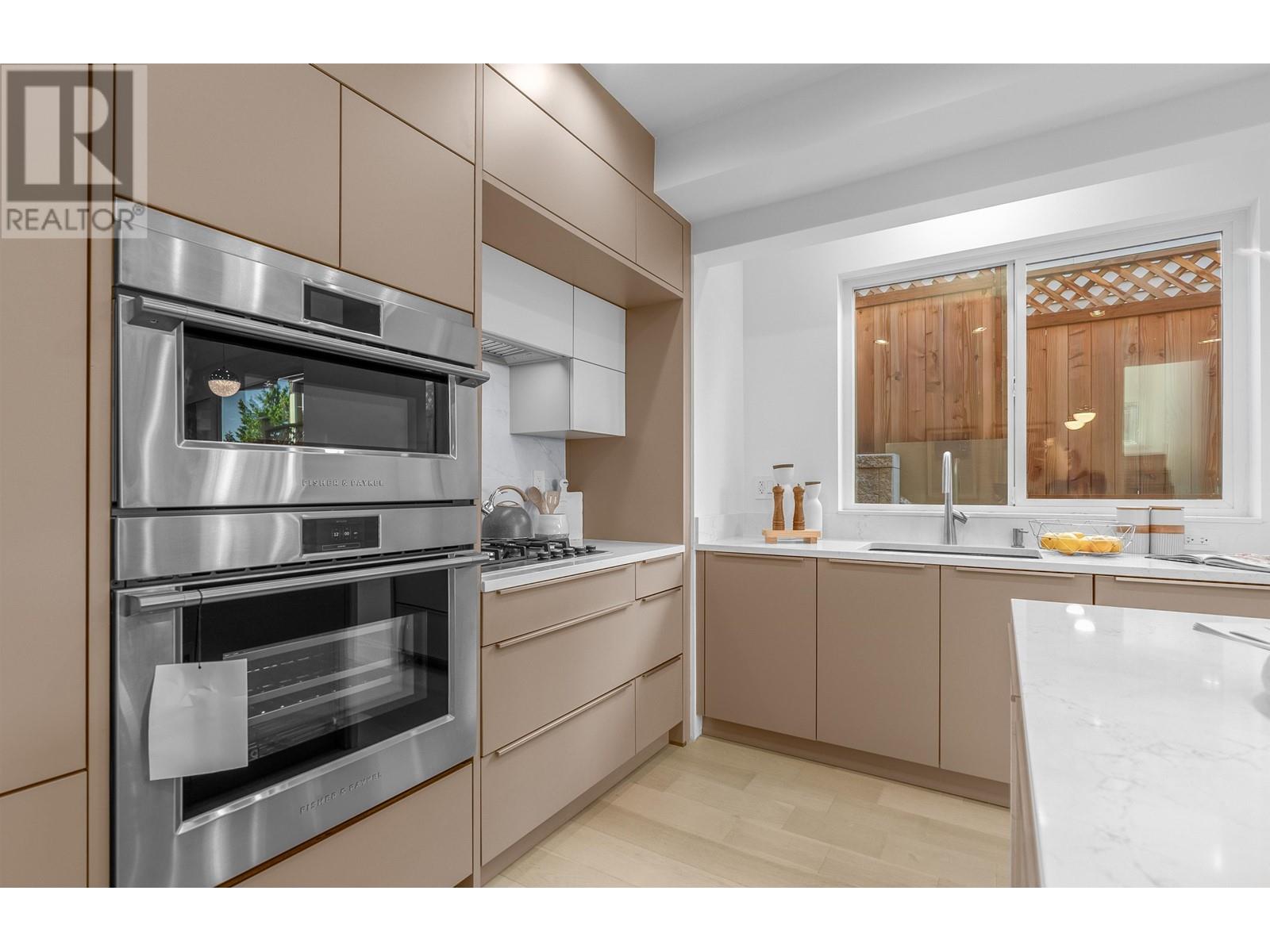 1 434 E 1st Street, North Vancouver, British Columbia  V7L 1B7 - Photo 13 - R2970702