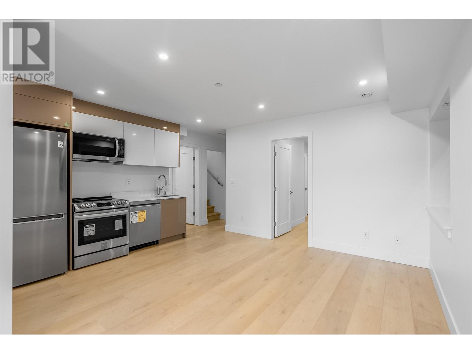 1 434 E 1st Street, North Vancouver, British Columbia  V7L 1B7 - Photo 37 - R2970702