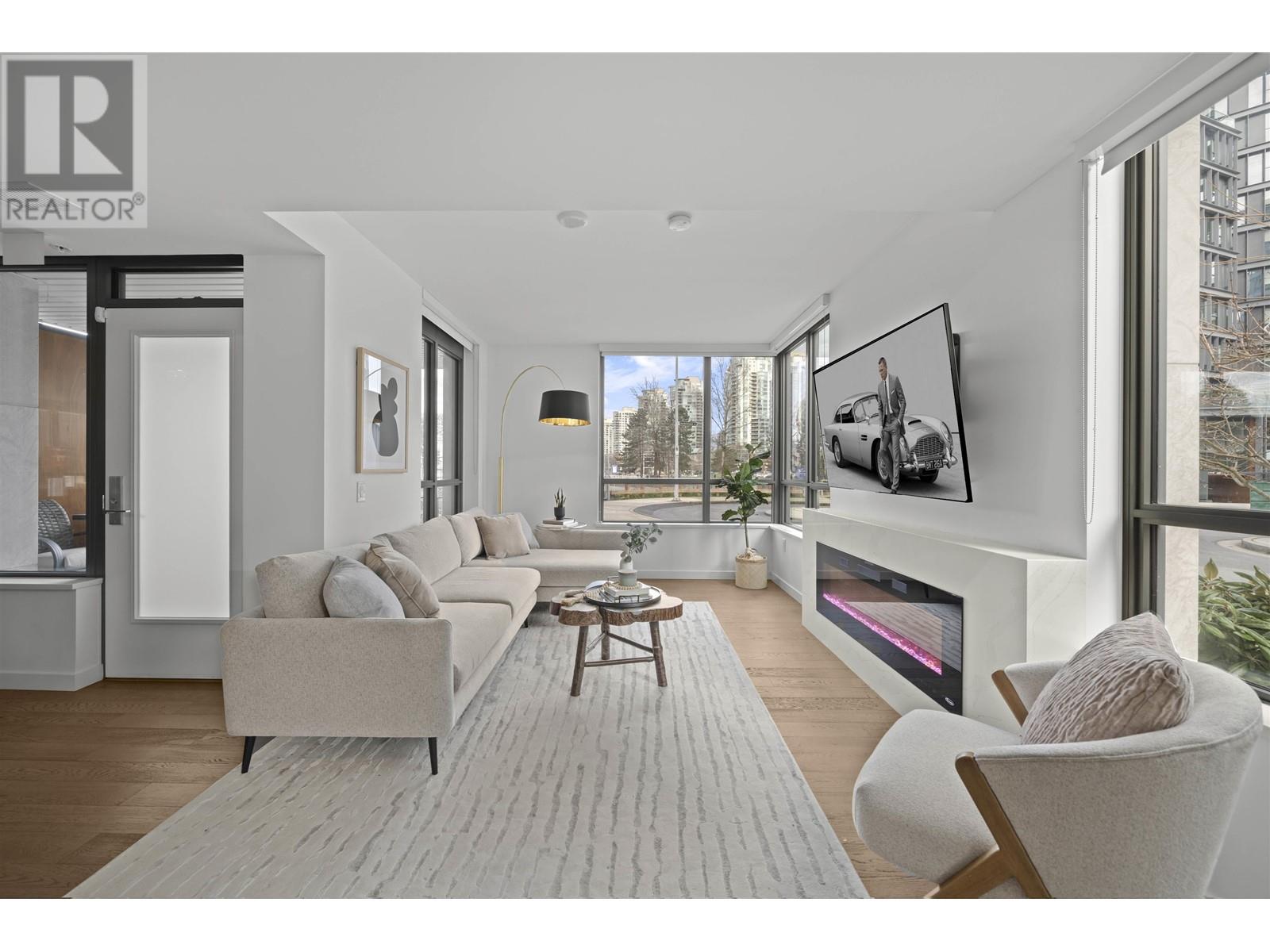 Listing Picture 4 of 40 : 1672 PULLMAN PORTER STREET, Vancouver / 溫哥華 - 魯藝地產 Yvonne Lu Group - MLS Medallion Club Member