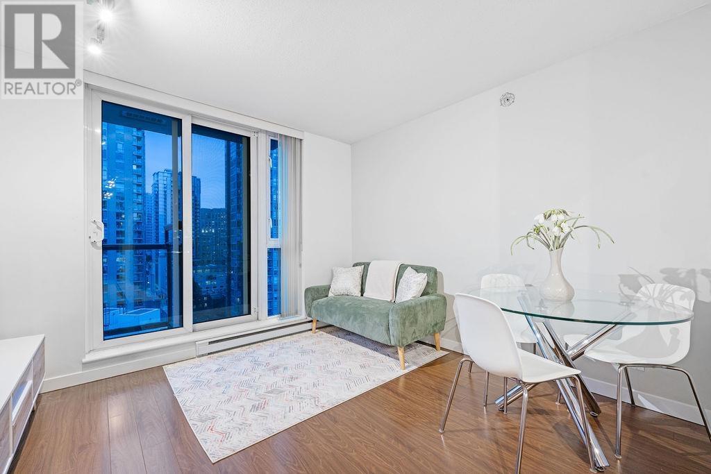 1403 1010 Richards Street, Vancouver, British Columbia  V6B 1G2 - Photo 2 - R2970734