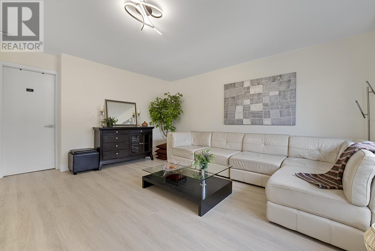 Property at 3512 PEARKES PLACE image 4
