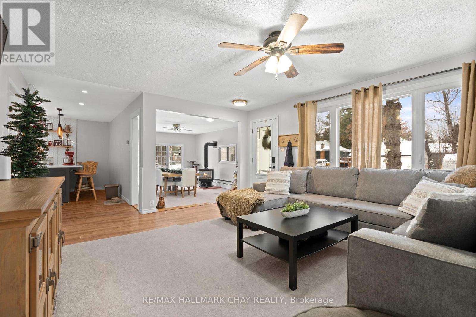 Property at 731 PINEGROVE AVENUE image 5