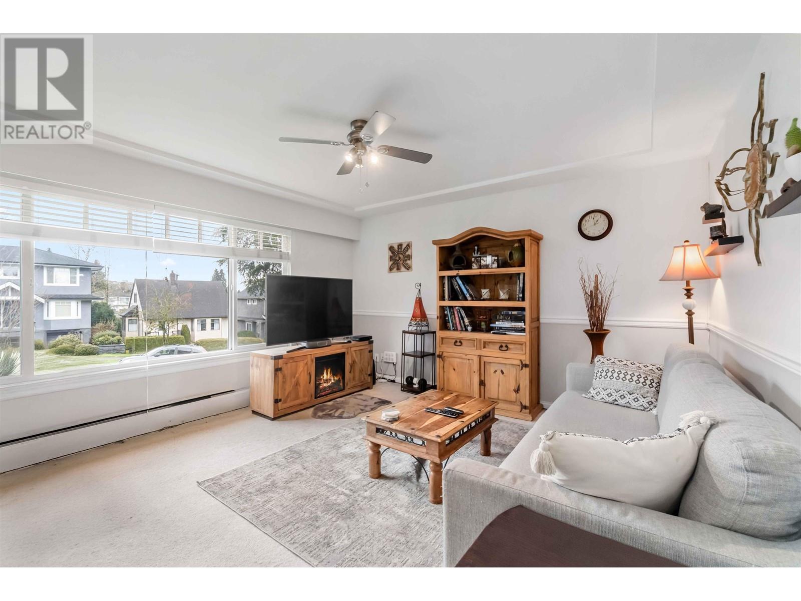 Listing Picture 4 of 23 : 3597 HAIDA DRIVE, Vancouver / 溫哥華 - 魯藝地產 Yvonne Lu Group - MLS Medallion Club Member