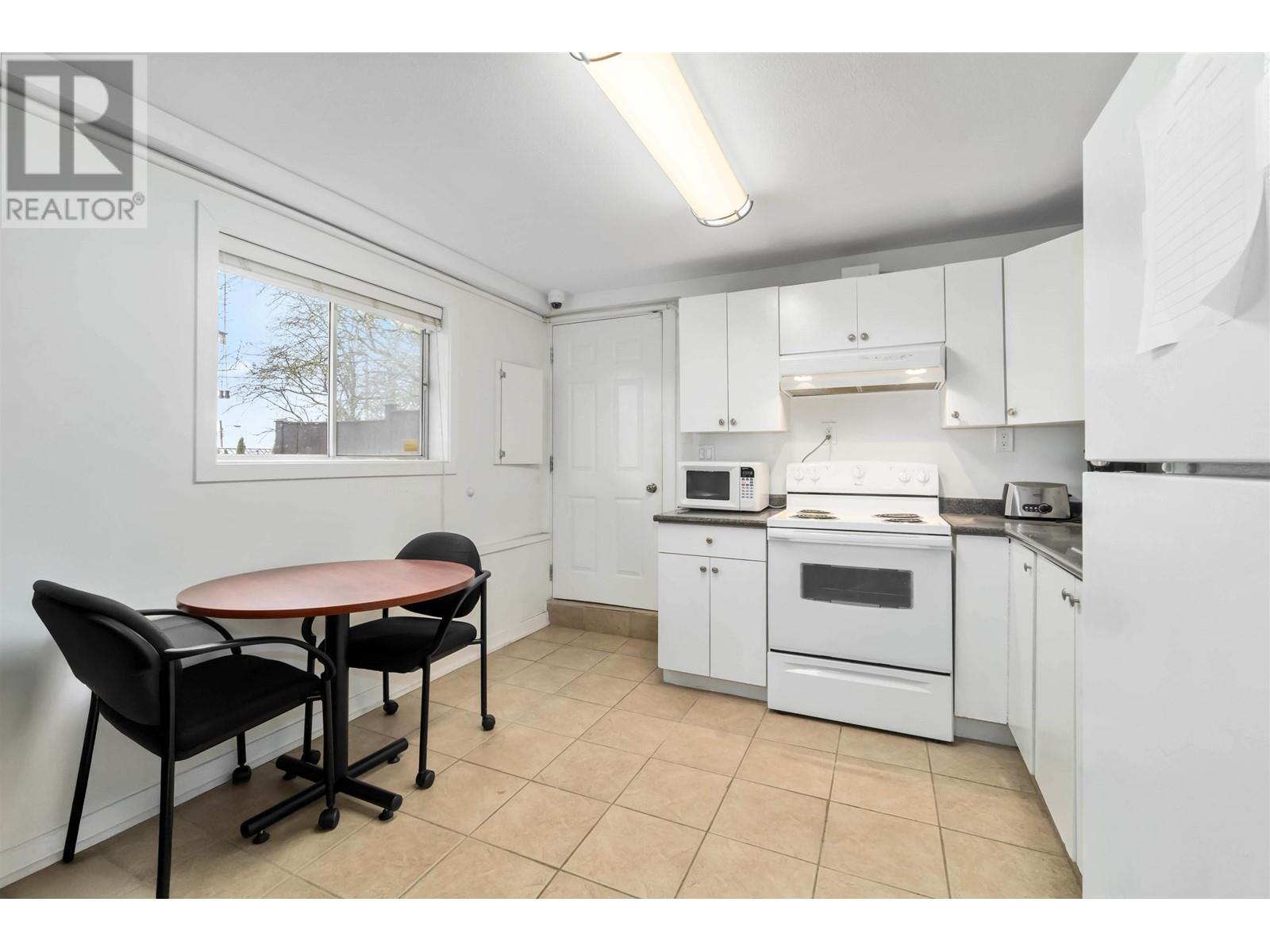 Listing Picture 14 of 23 : 3597 HAIDA DRIVE, Vancouver / 溫哥華 - 魯藝地產 Yvonne Lu Group - MLS Medallion Club Member