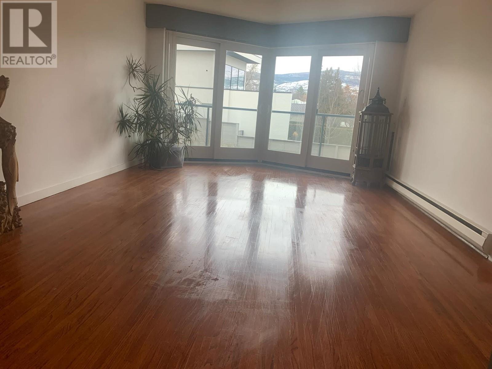4058 Lakeshore Road Unit# 205, Kelowna, British Columbia  V1W 1V6 - Photo 14 - 10336631