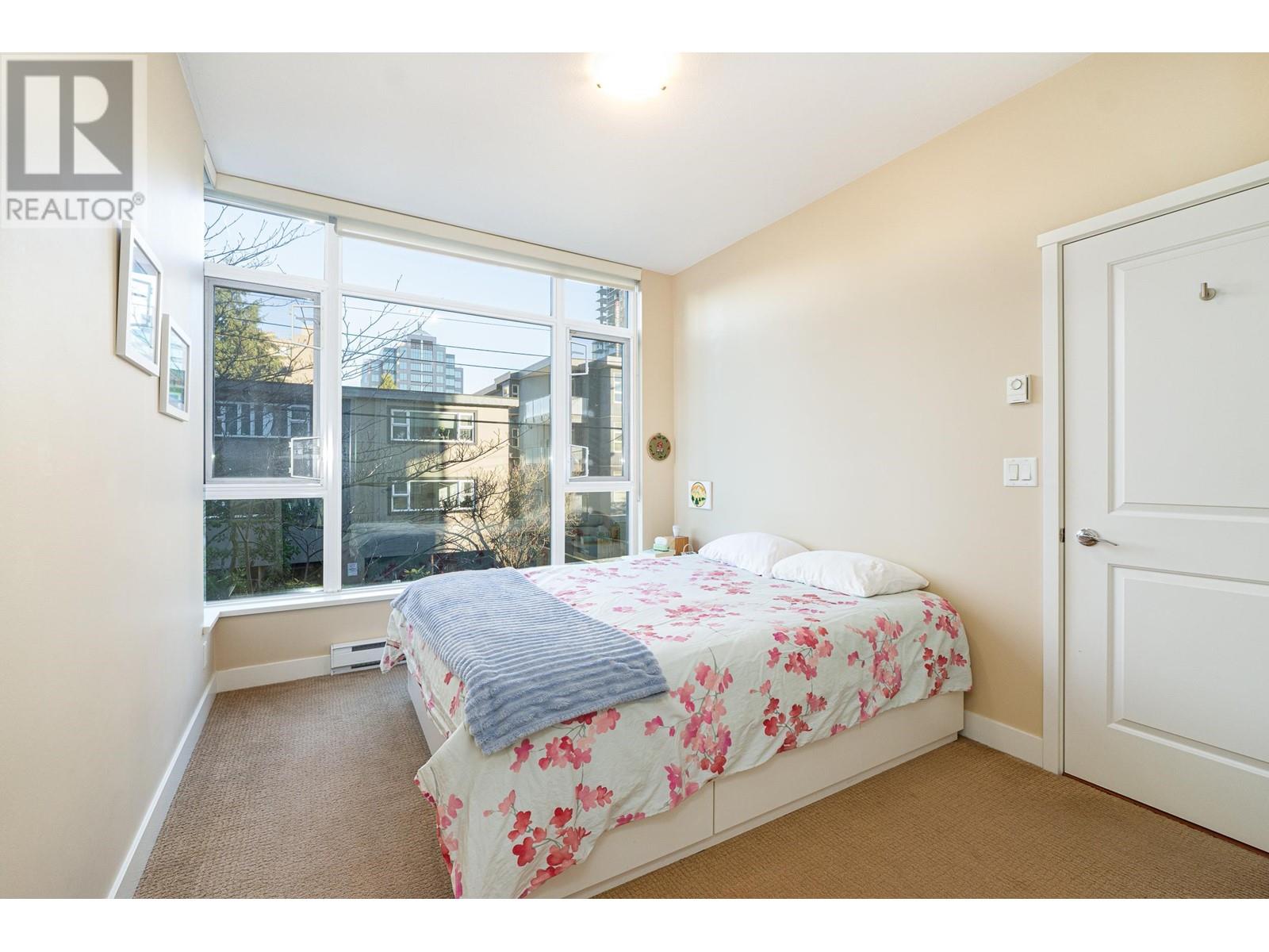 Listing Picture 17 of 25 : 203 1333 W 11TH AVENUE, Vancouver / 溫哥華 - 魯藝地產 Yvonne Lu Group - MLS Medallion Club Member