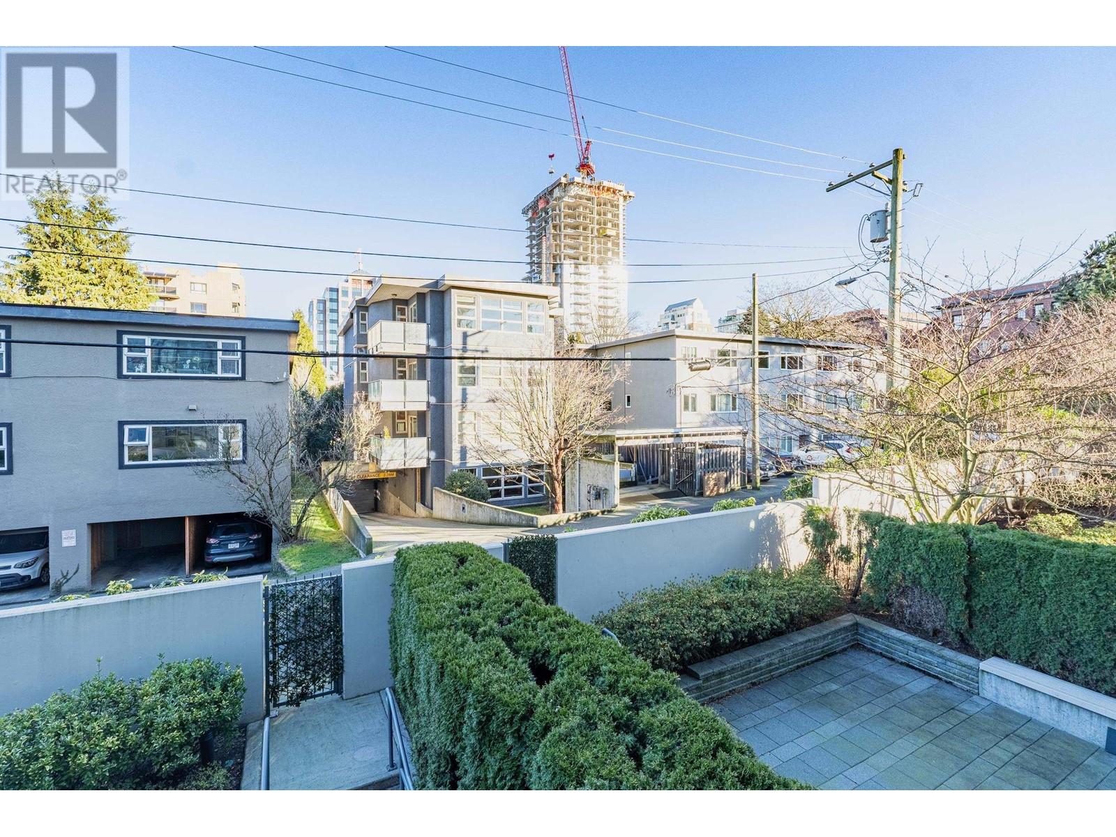 Listing Picture 21 of 25 : 203 1333 W 11TH AVENUE, Vancouver / 溫哥華 - 魯藝地產 Yvonne Lu Group - MLS Medallion Club Member