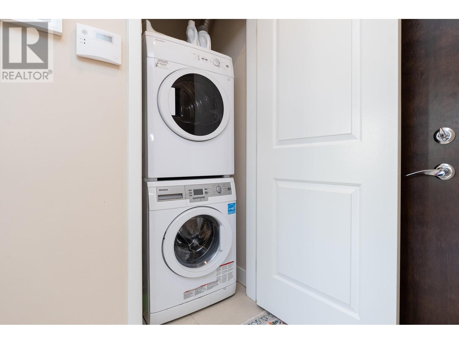 Listing Picture 9 of 25 : 203 1333 W 11TH AVENUE, Vancouver / 溫哥華 - 魯藝地產 Yvonne Lu Group - MLS Medallion Club Member