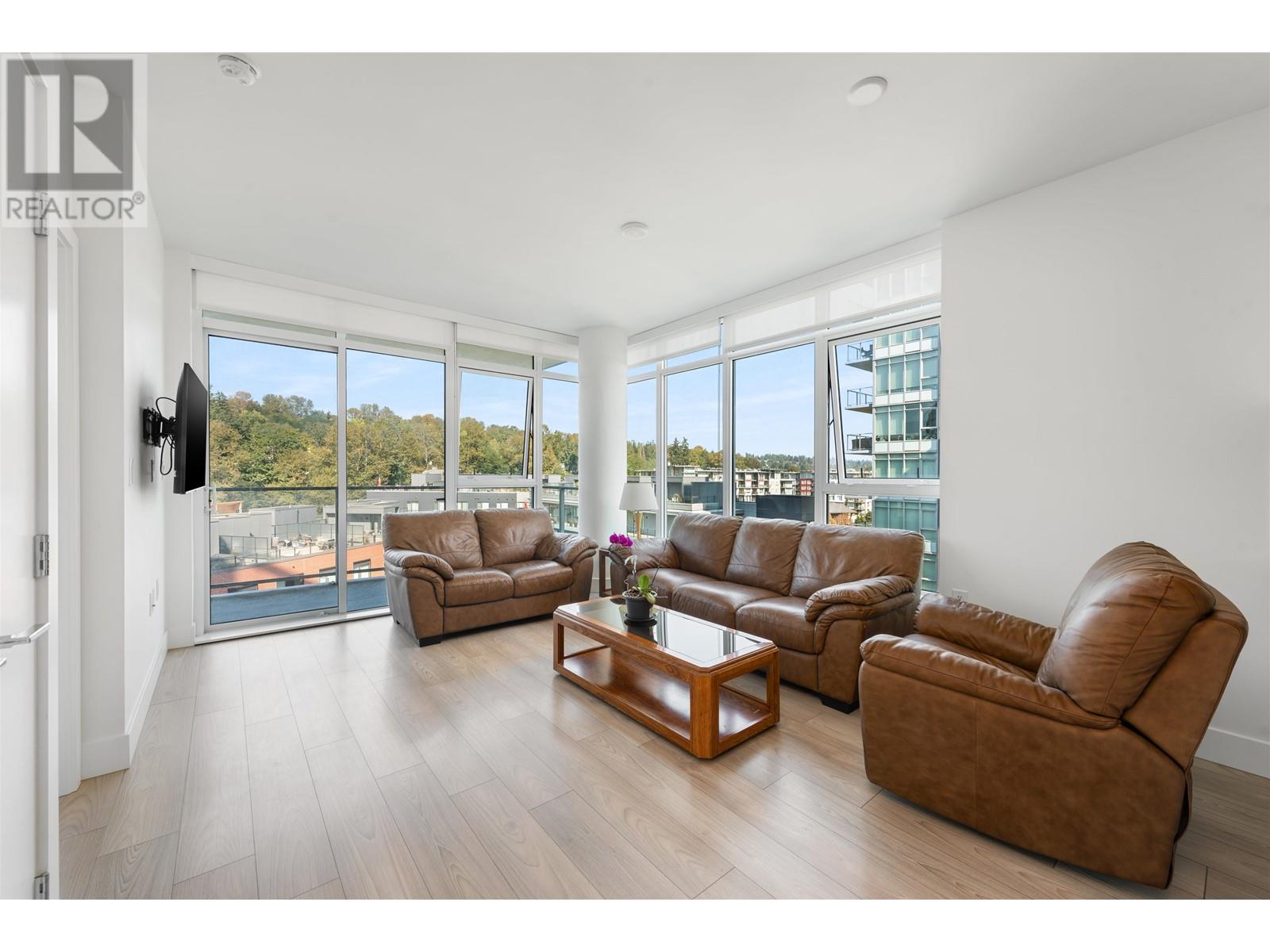 Listing Picture 2 of 28 : 808 8570 RIVERGRASS DRIVE, Vancouver / 溫哥華 - 魯藝地產 Yvonne Lu Group - MLS Medallion Club Member