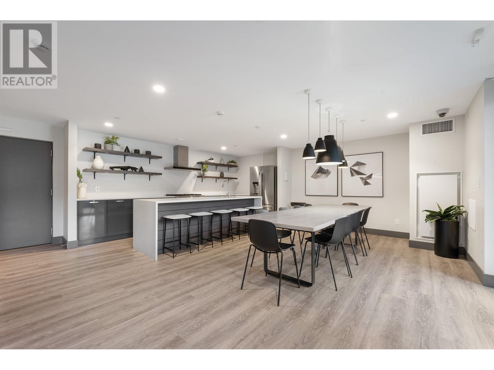 Listing Picture 23 of 28 : 808 8570 RIVERGRASS DRIVE, Vancouver / 溫哥華 - 魯藝地產 Yvonne Lu Group - MLS Medallion Club Member