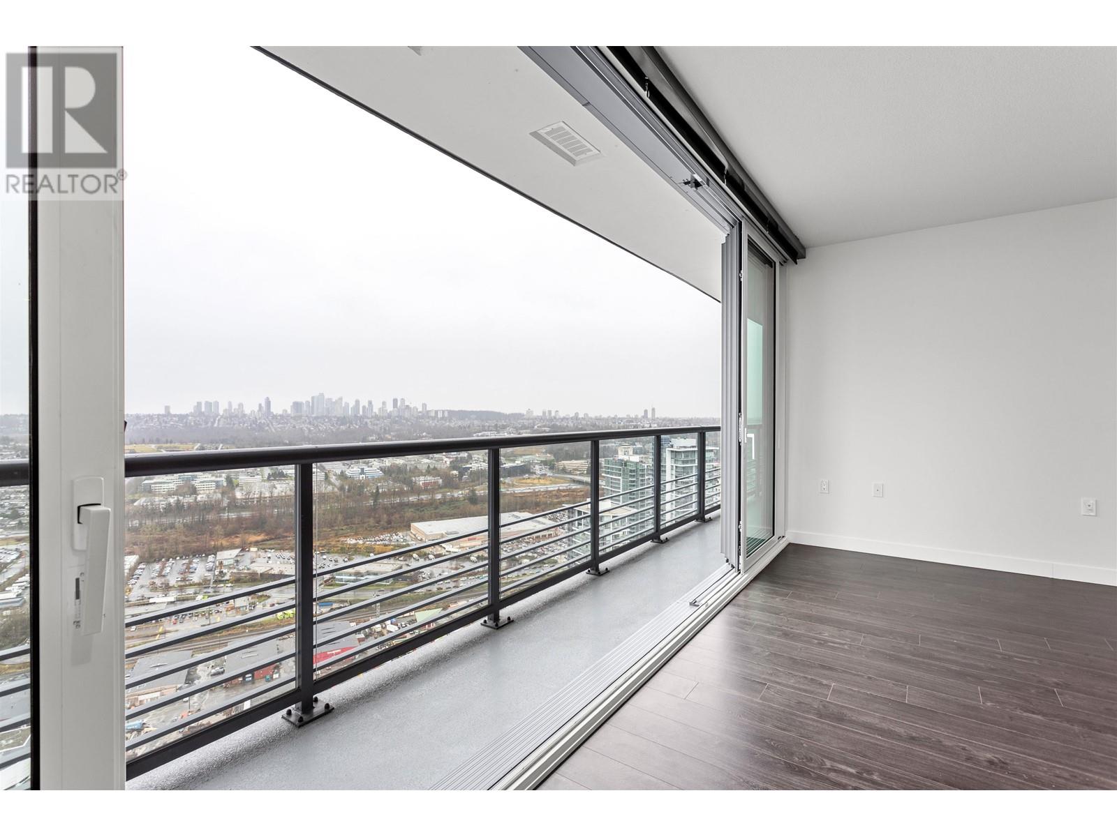 Listing Picture 19 of 36 : 4107 4720 LOUGHEED HIGHWAY, Burnaby / 本拿比 - 魯藝地產 Yvonne Lu Group - MLS Medallion Club Member