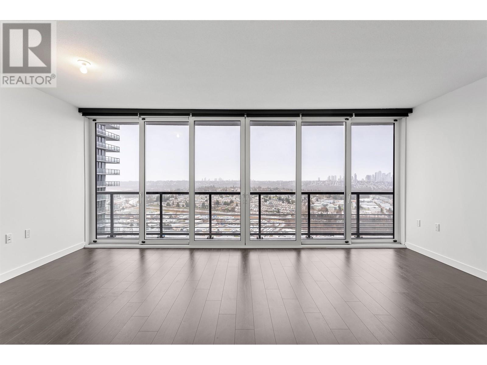 Listing Picture 9 of 36 : 4107 4720 LOUGHEED HIGHWAY, Burnaby / 本拿比 - 魯藝地產 Yvonne Lu Group - MLS Medallion Club Member