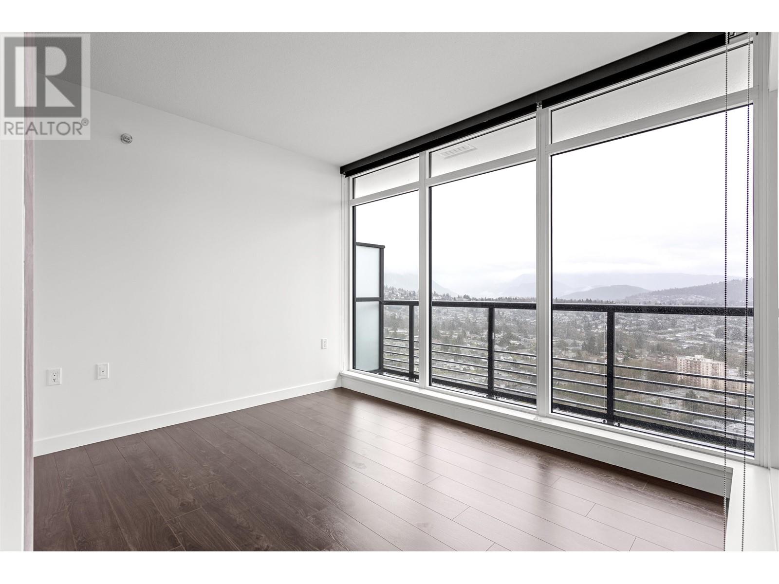 Listing Picture 21 of 36 : 4107 4720 LOUGHEED HIGHWAY, Burnaby / 本拿比 - 魯藝地產 Yvonne Lu Group - MLS Medallion Club Member
