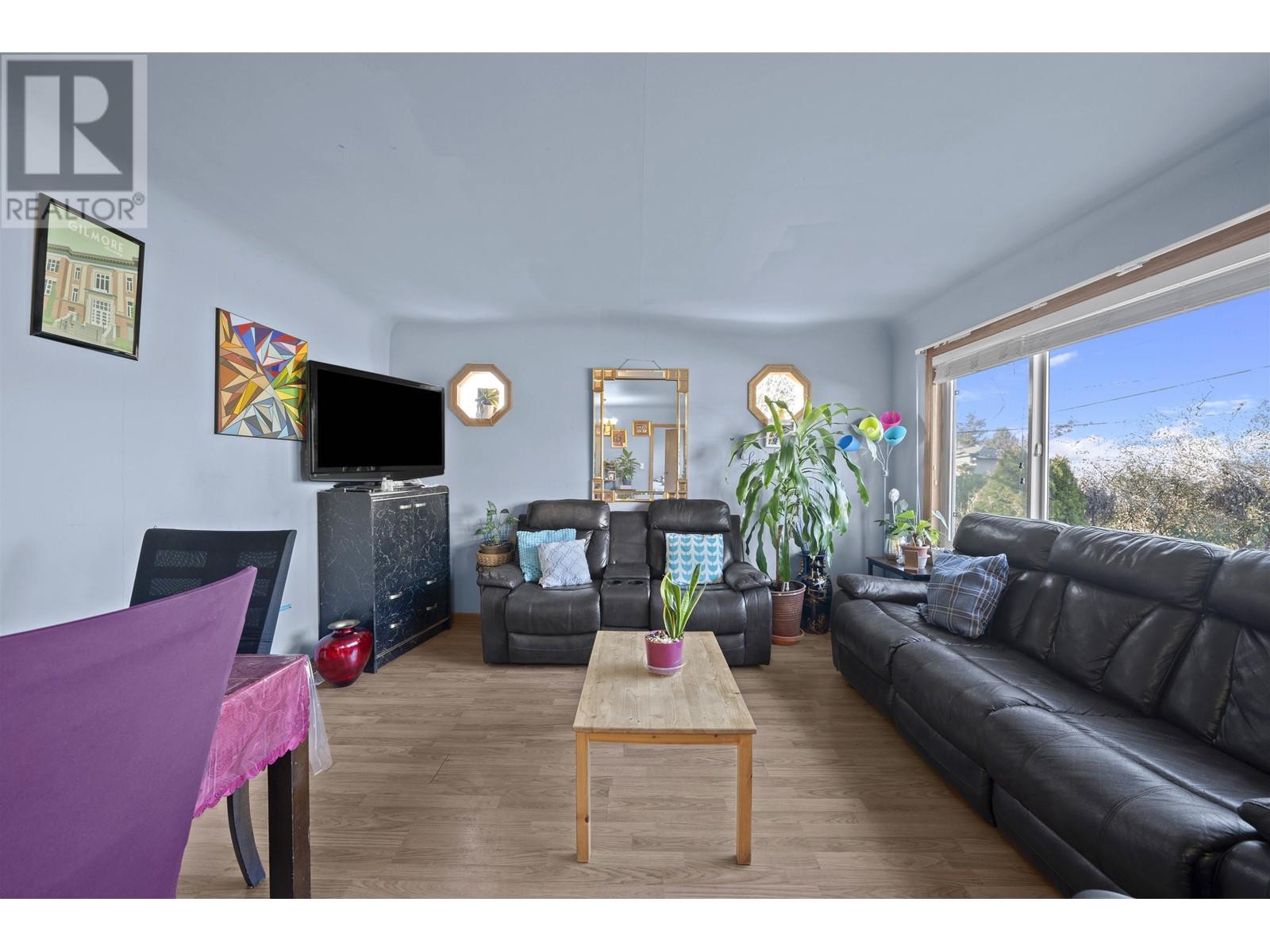 Property at 2238 EDINBURGH STREET image 5