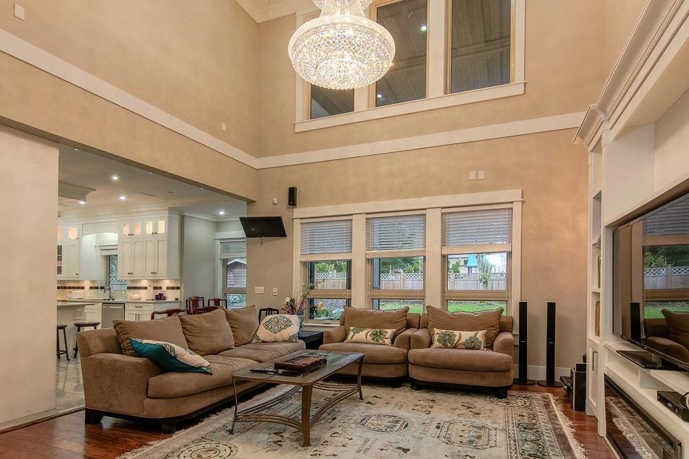 Property at 2309 154 STREET image 3