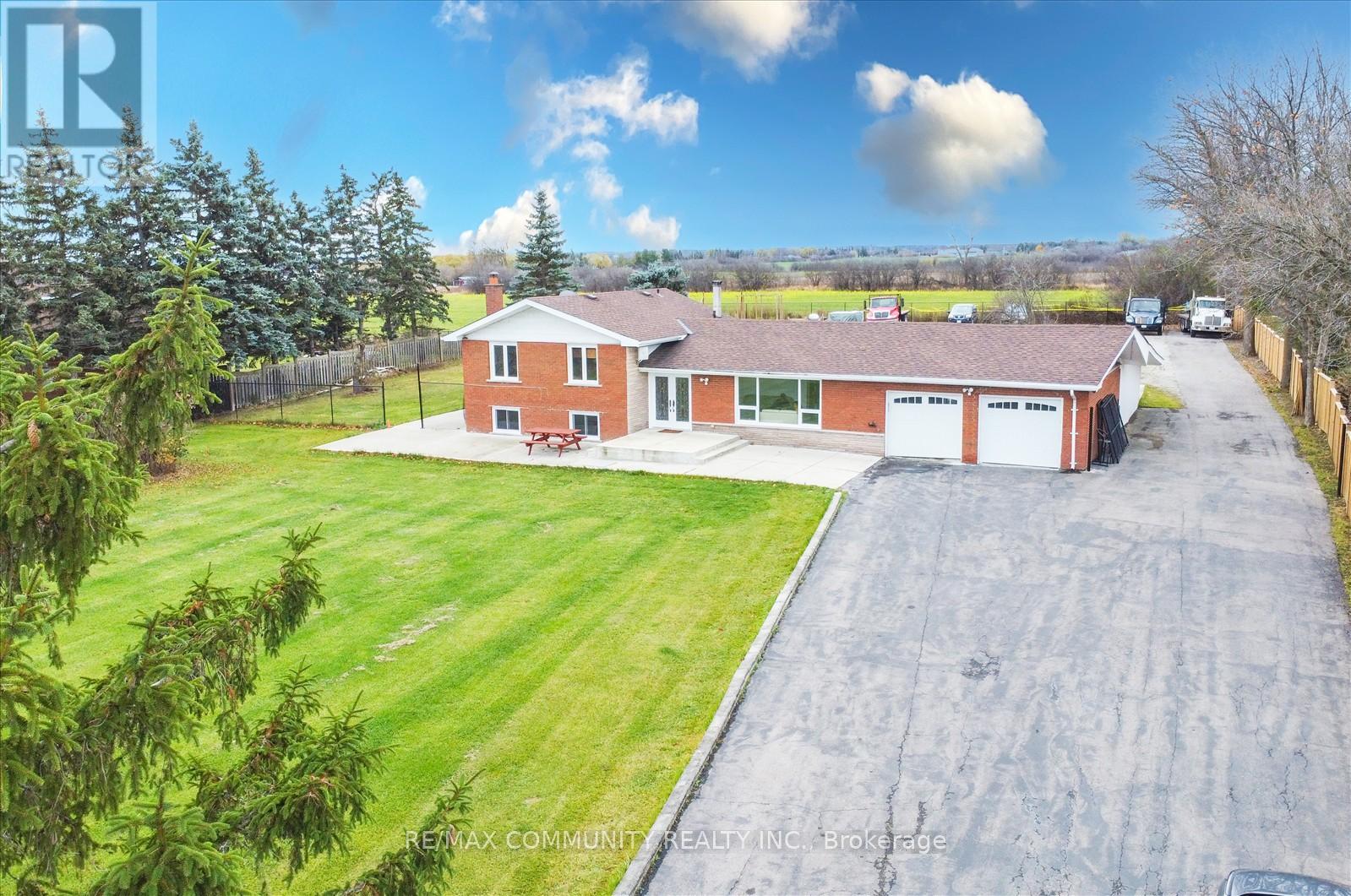 13096 Centreville Creek Road, Caledon, Ontario  L7C 3A7 - Photo 1 - W11988475