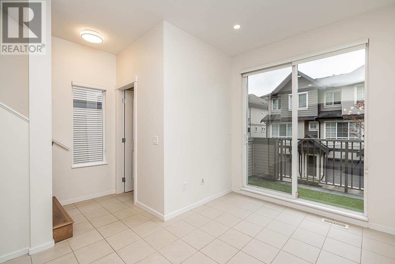 Listing Picture 14 of 32 : 12 9088 HALSTON COURT, Burnaby / 本拿比 - 魯藝地產 Yvonne Lu Group - MLS Medallion Club Member