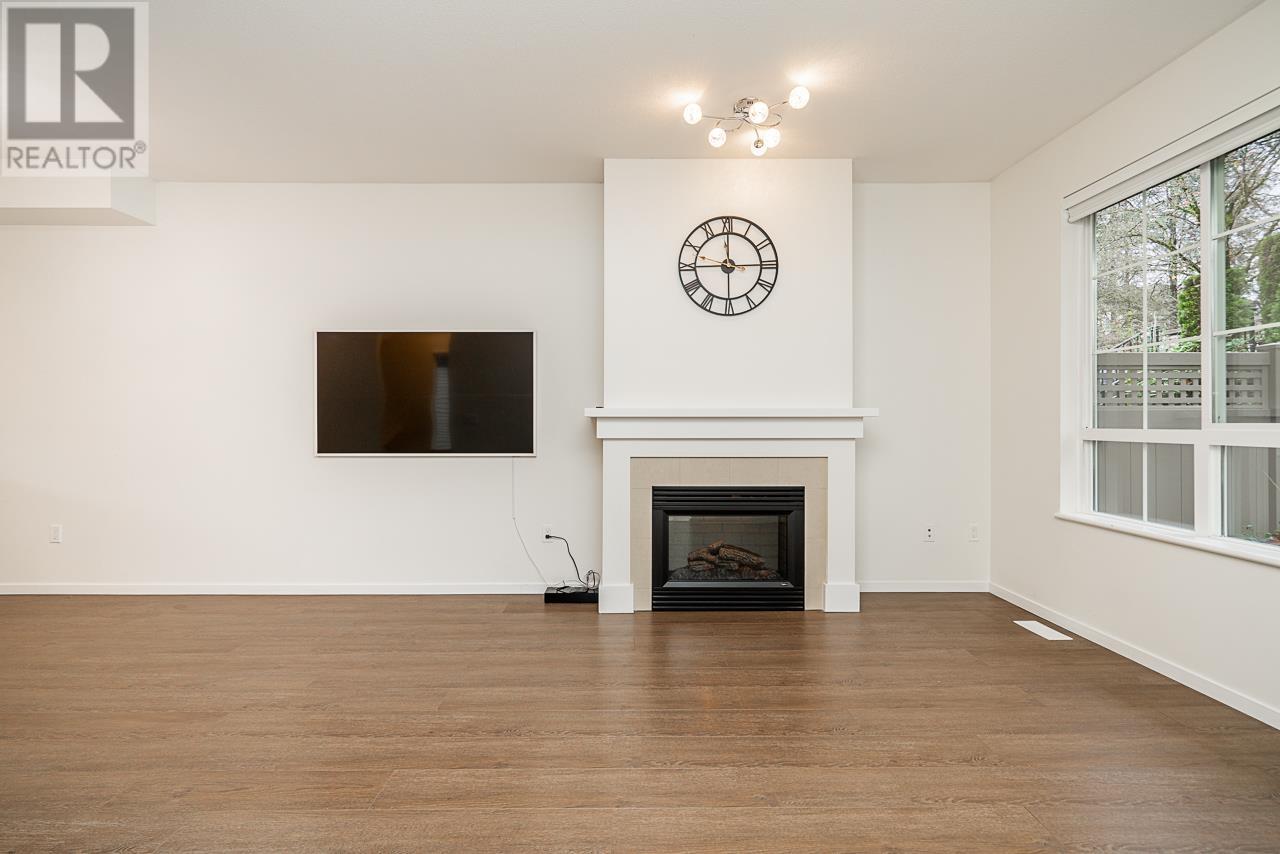 Listing Picture 7 of 32 : 12 9088 HALSTON COURT, Burnaby / 本拿比 - 魯藝地產 Yvonne Lu Group - MLS Medallion Club Member