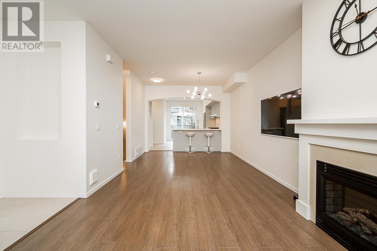 Listing Picture 9 of 32 : 12 9088 HALSTON COURT, Burnaby / 本拿比 - 魯藝地產 Yvonne Lu Group - MLS Medallion Club Member
