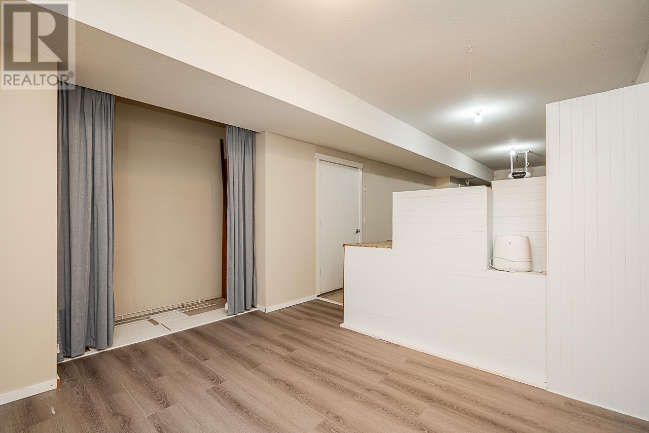 Listing Picture 25 of 32 : 12 9088 HALSTON COURT, Burnaby / 本拿比 - 魯藝地產 Yvonne Lu Group - MLS Medallion Club Member
