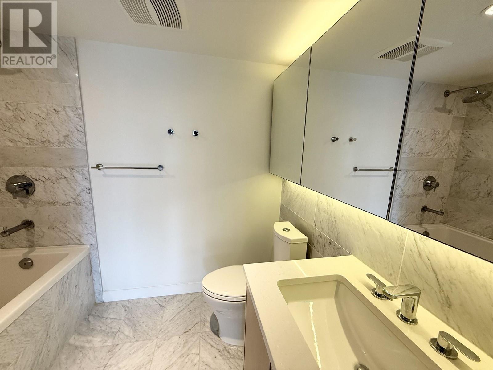 Listing Picture 9 of 19 : 205 8800 HAZELBRIDGE WAY, Richmond / 烈治文 - 魯藝地產 Yvonne Lu Group - MLS Medallion Club Member