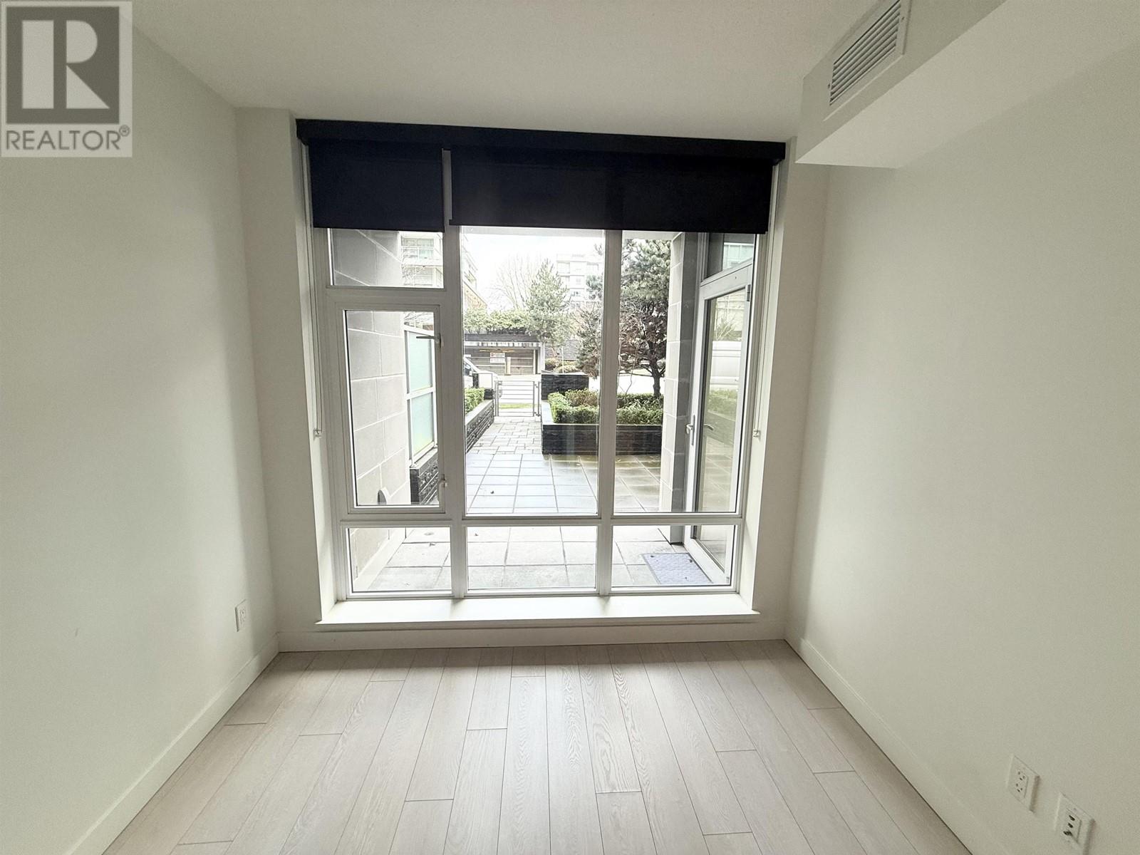 Listing Picture 6 of 19 : 205 8800 HAZELBRIDGE WAY, Richmond / 烈治文 - 魯藝地產 Yvonne Lu Group - MLS Medallion Club Member