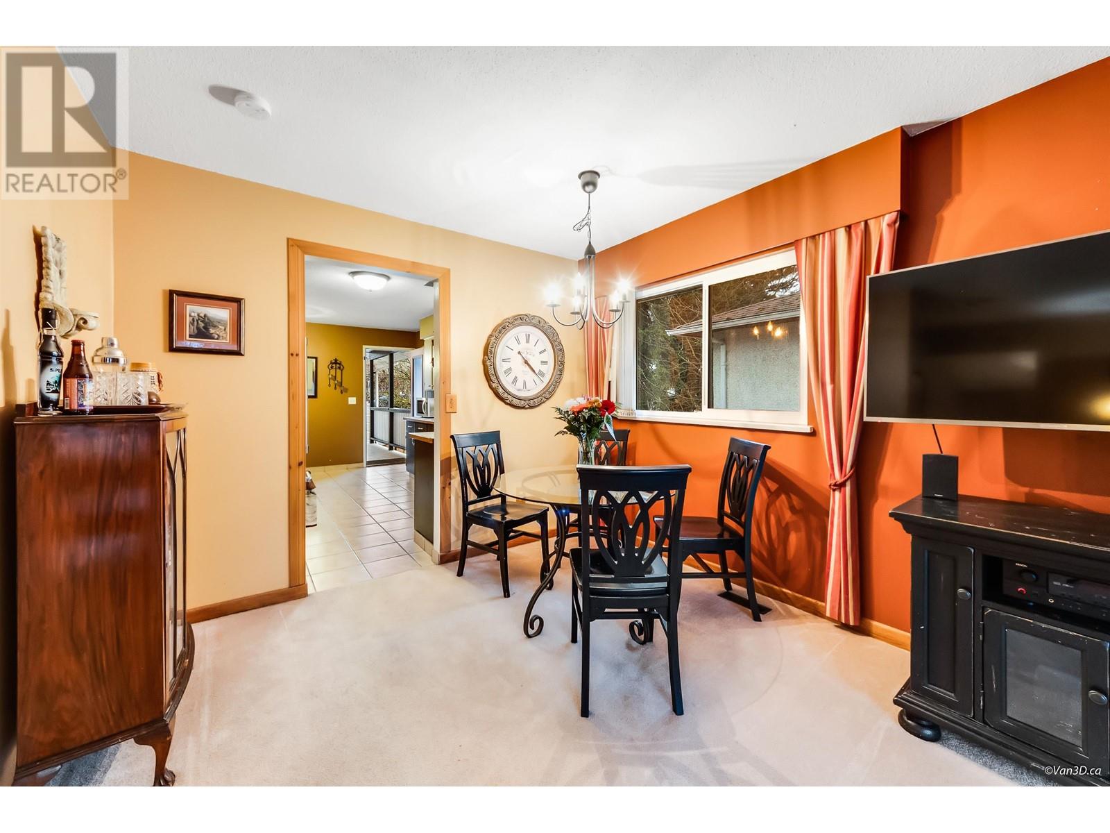 1924 Westminster Avenue, Port Coquitlam, British Columbia  V3B 1E8 - Photo 11 - R2970744