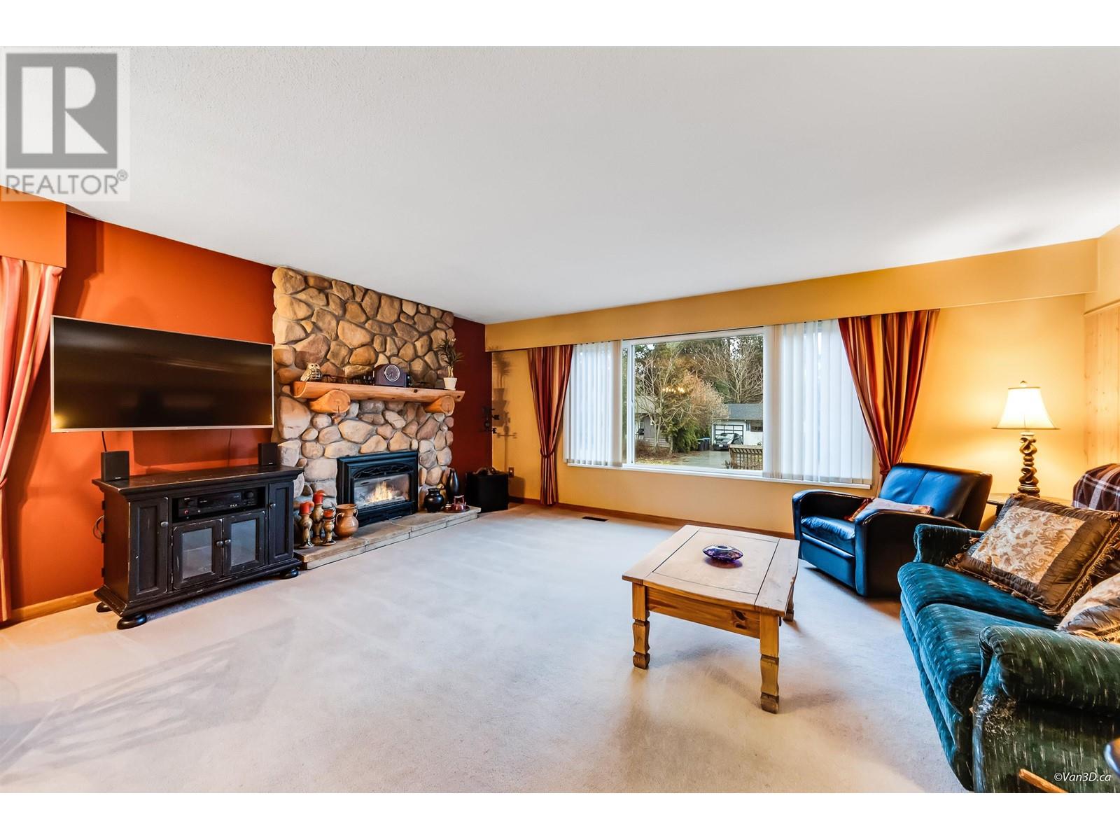 1924 Westminster Avenue, Port Coquitlam, British Columbia  V3B 1E8 - Photo 4 - R2970744