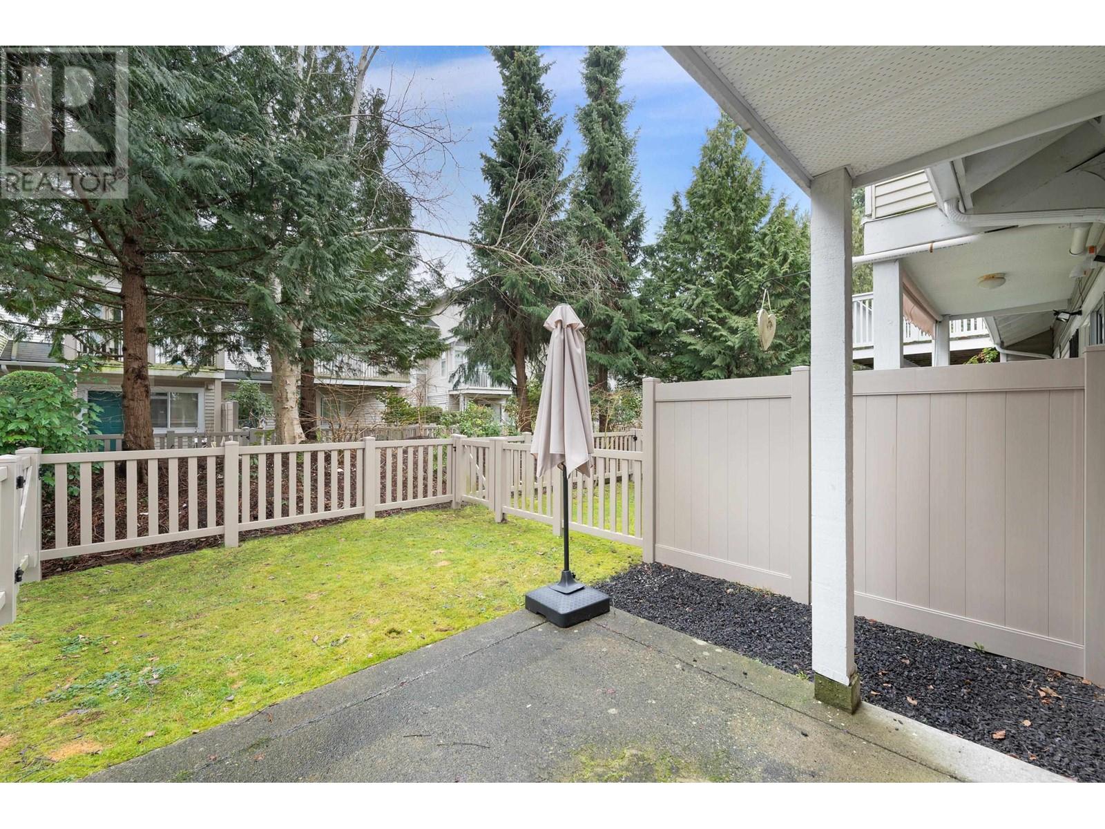 Listing Picture 10 of 37 : 83 6588 BARNARD DRIVE, Richmond / 烈治文 - 魯藝地產 Yvonne Lu Group - MLS Medallion Club Member