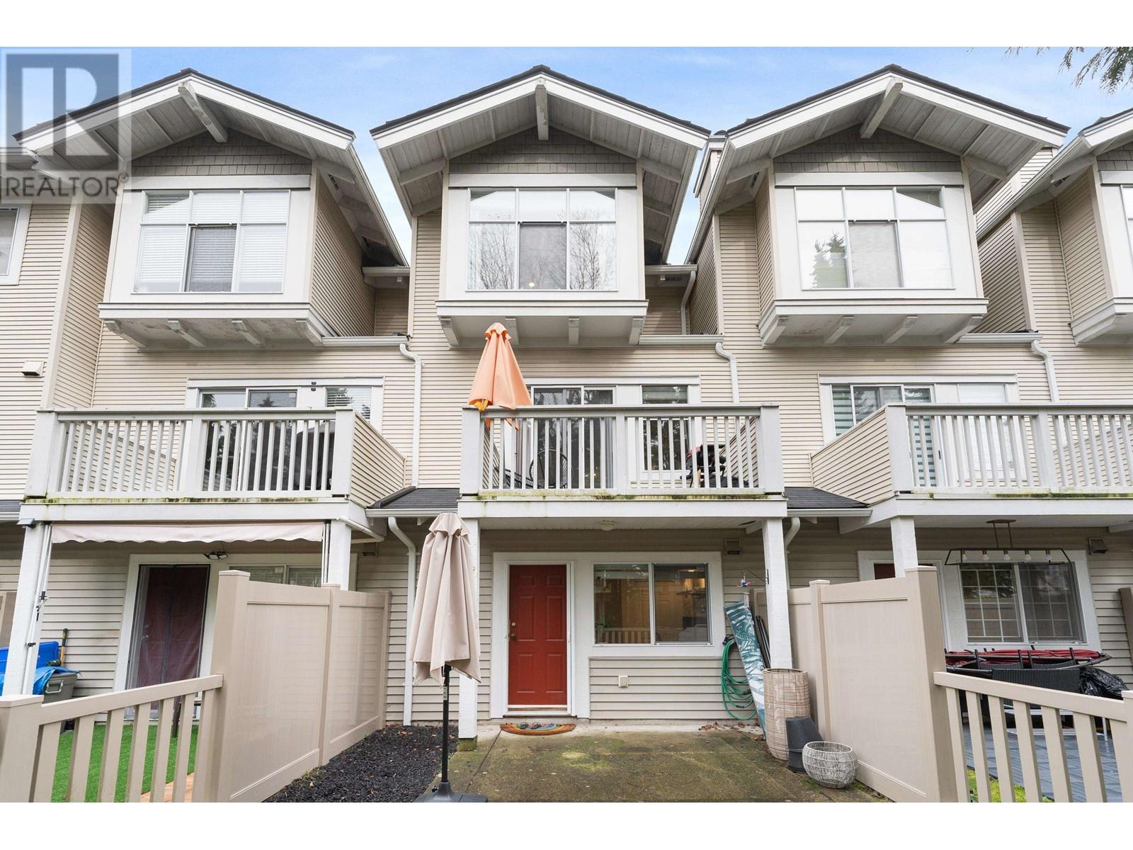 Listing Picture 3 of 37 : 83 6588 BARNARD DRIVE, Richmond / 烈治文 - 魯藝地產 Yvonne Lu Group - MLS Medallion Club Member