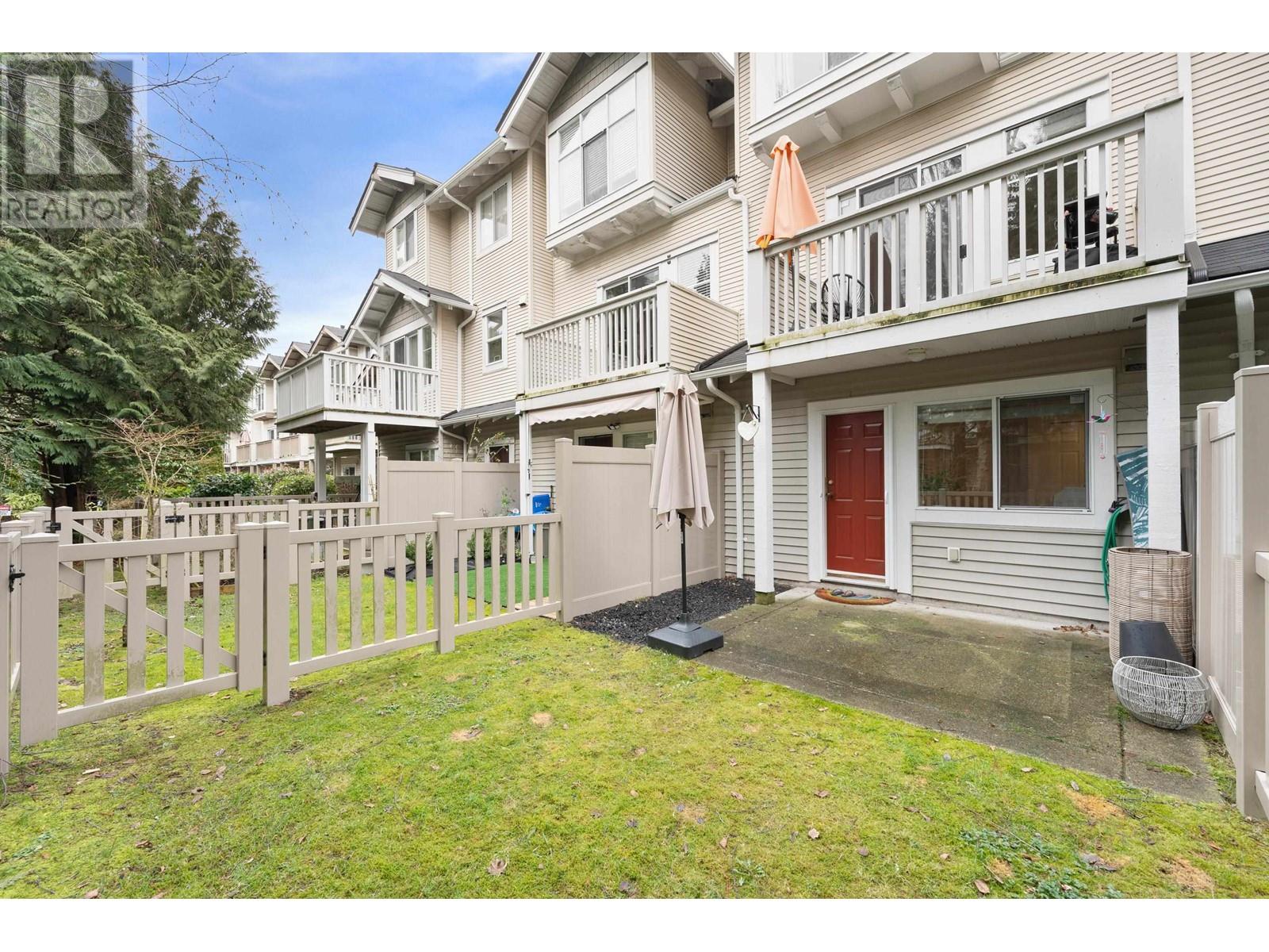 Listing Picture 7 of 37 : 83 6588 BARNARD DRIVE, Richmond / 烈治文 - 魯藝地產 Yvonne Lu Group - MLS Medallion Club Member