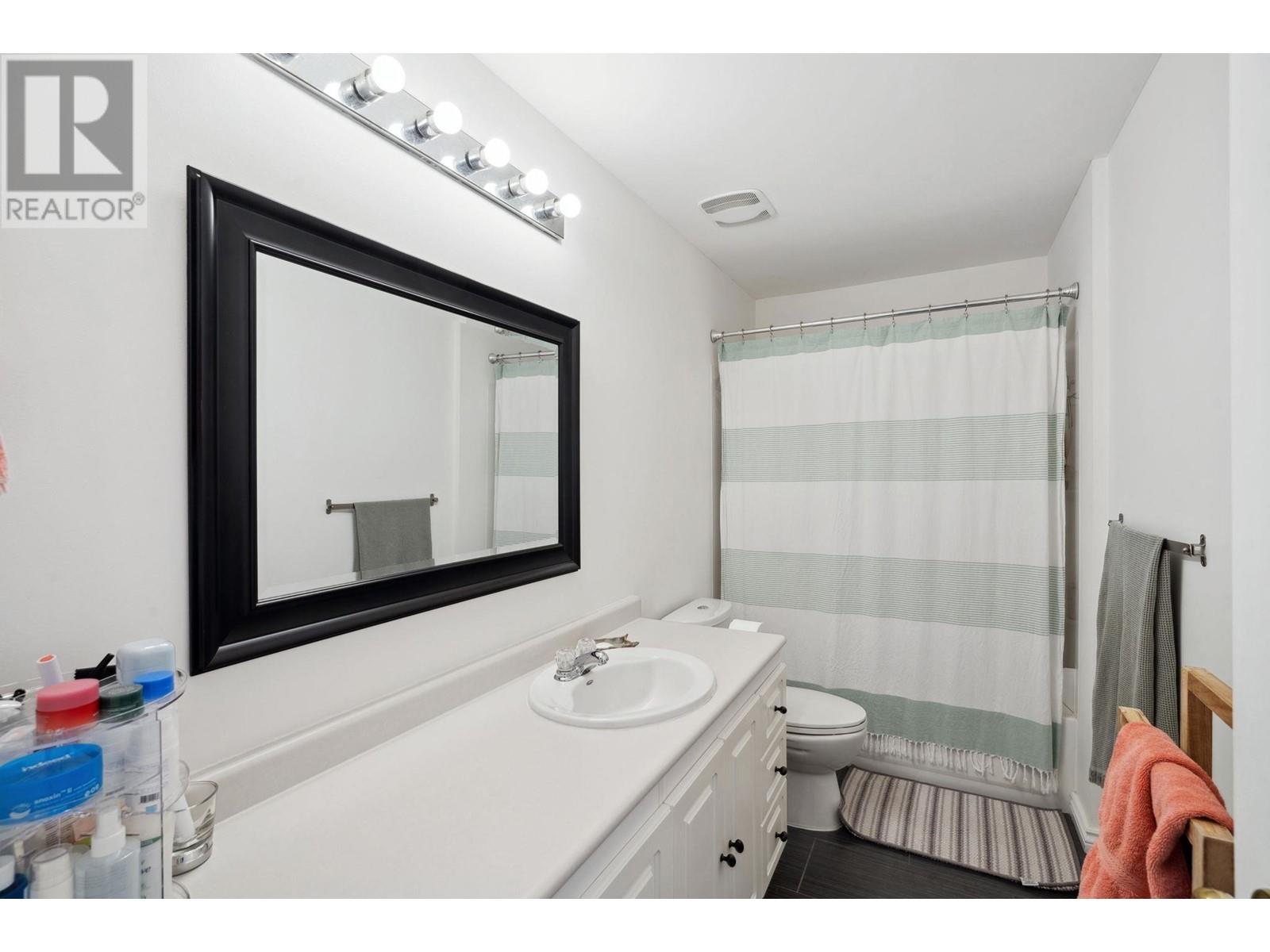 126 San Juan Place, Coquitlam, British Columbia  V3K 6Y8 - Photo 21 - R2970785