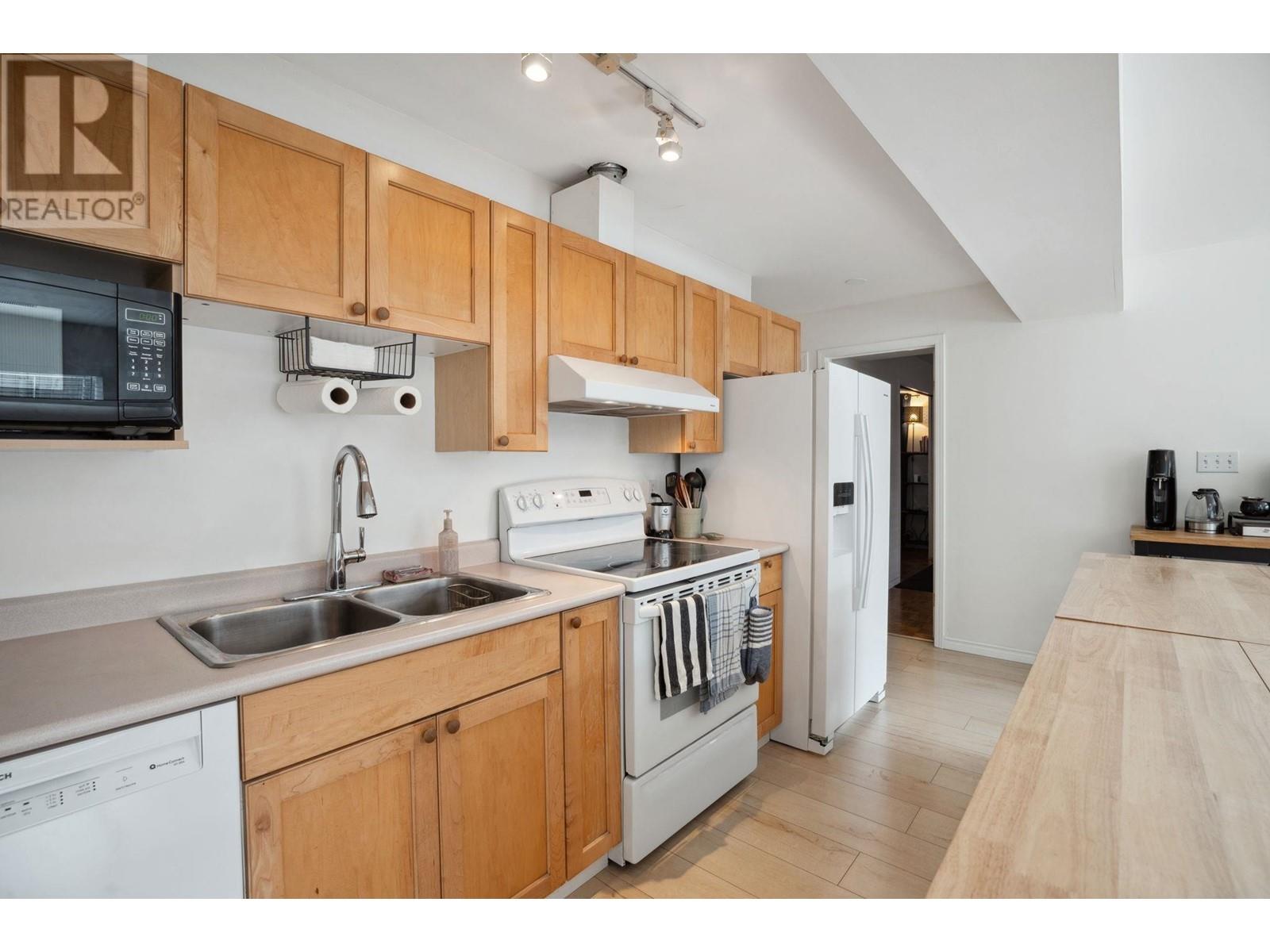 126 San Juan Place, Coquitlam, British Columbia  V3K 6Y8 - Photo 28 - R2970785