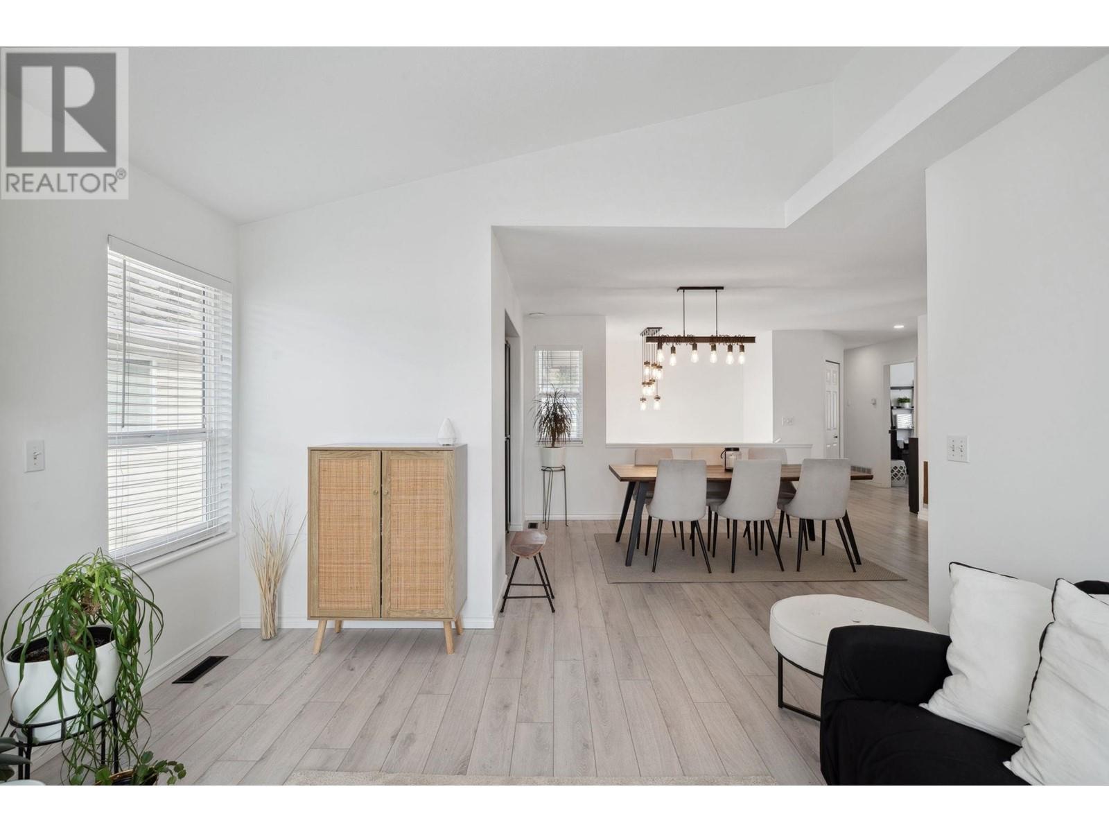 Property at 126 SAN JUAN PLACE image 4