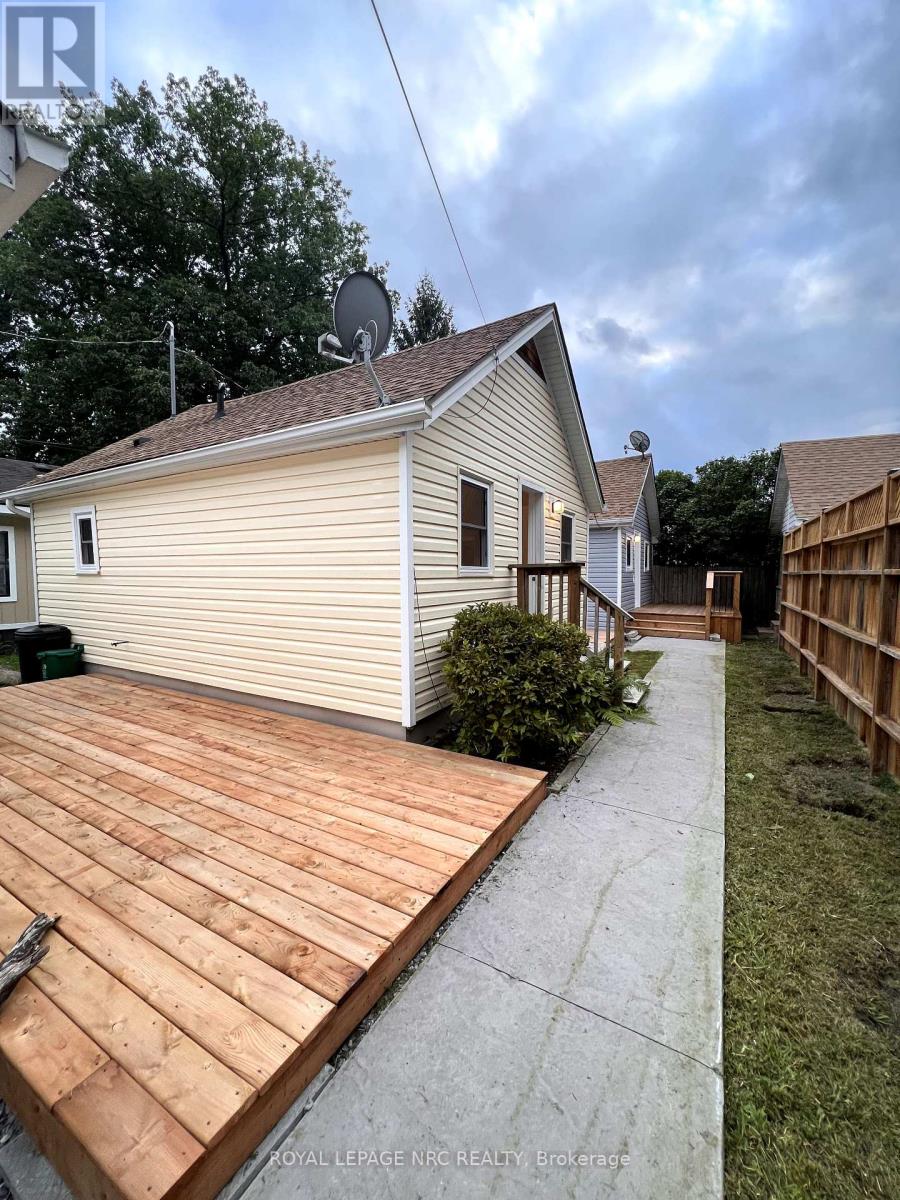 Property at 387 ELMWOOD AVENUE image 5