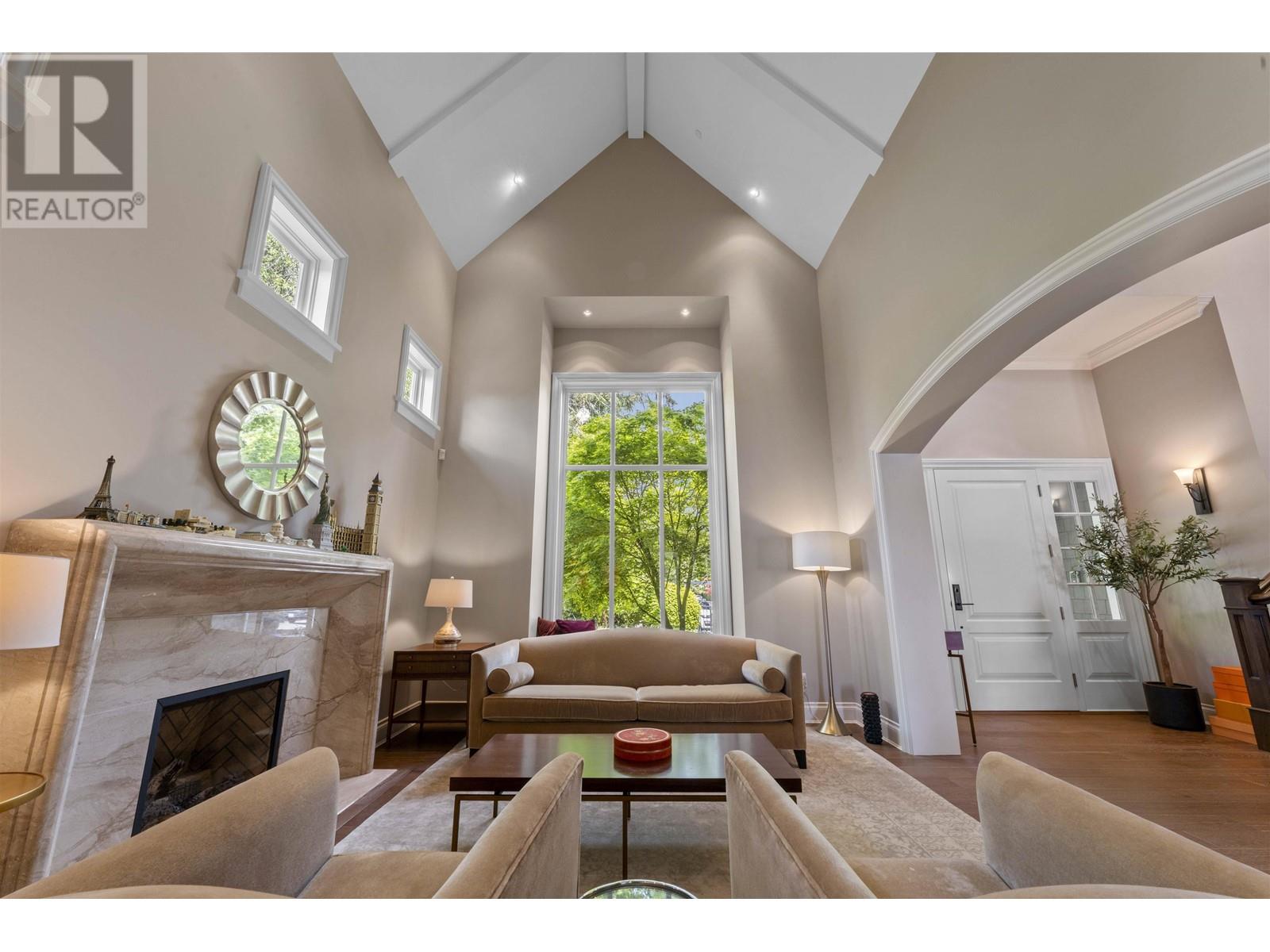 Property at 1028 GROVELAND PLACE image 4