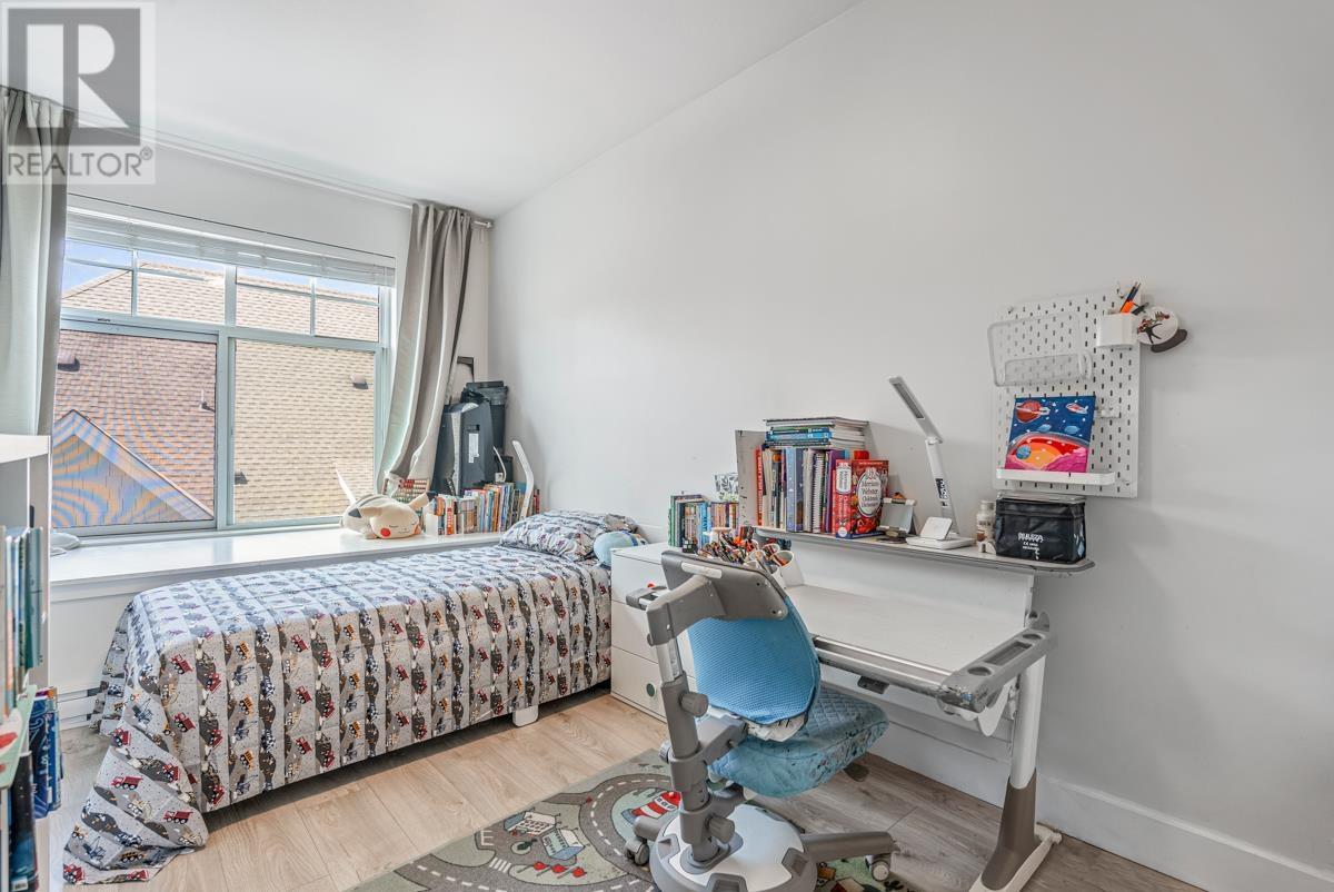 Listing Picture 13 of 26 : 3 5188 SAVILE ROW, Burnaby / 本拿比 - 魯藝地產 Yvonne Lu Group - MLS Medallion Club Member