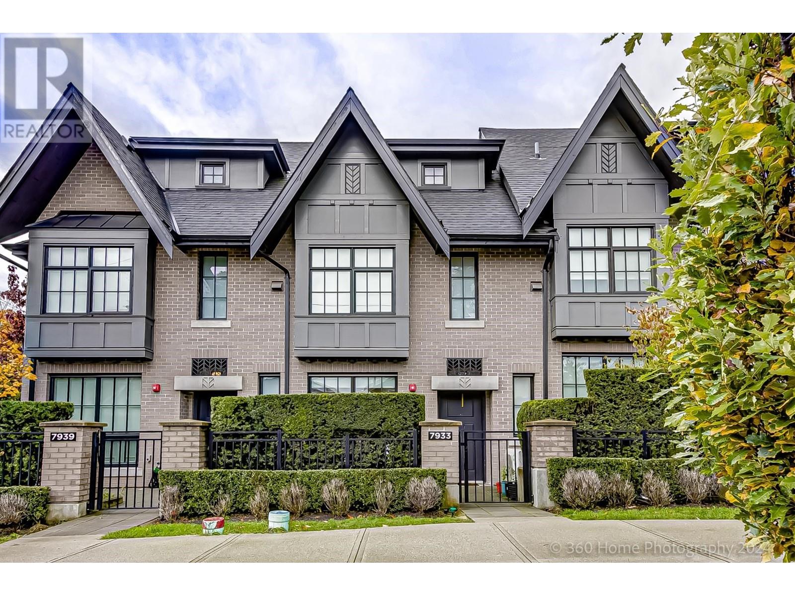 7933 Oak Street, Vancouver, British Columbia  V6P 0H9 - Photo 1 - R2964229