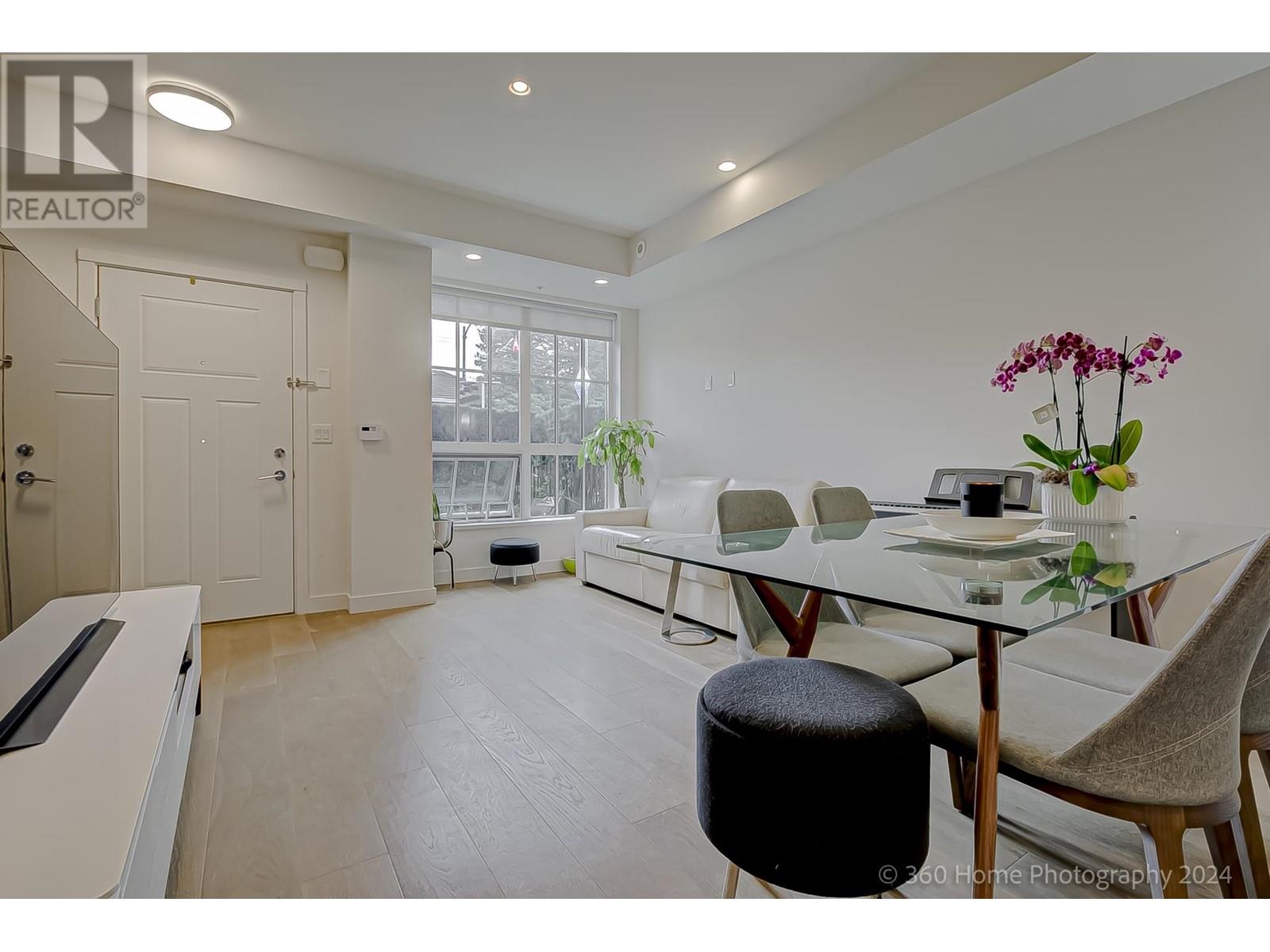 7933 Oak Street, Vancouver, British Columbia  V6P 0H9 - Photo 11 - R2964229