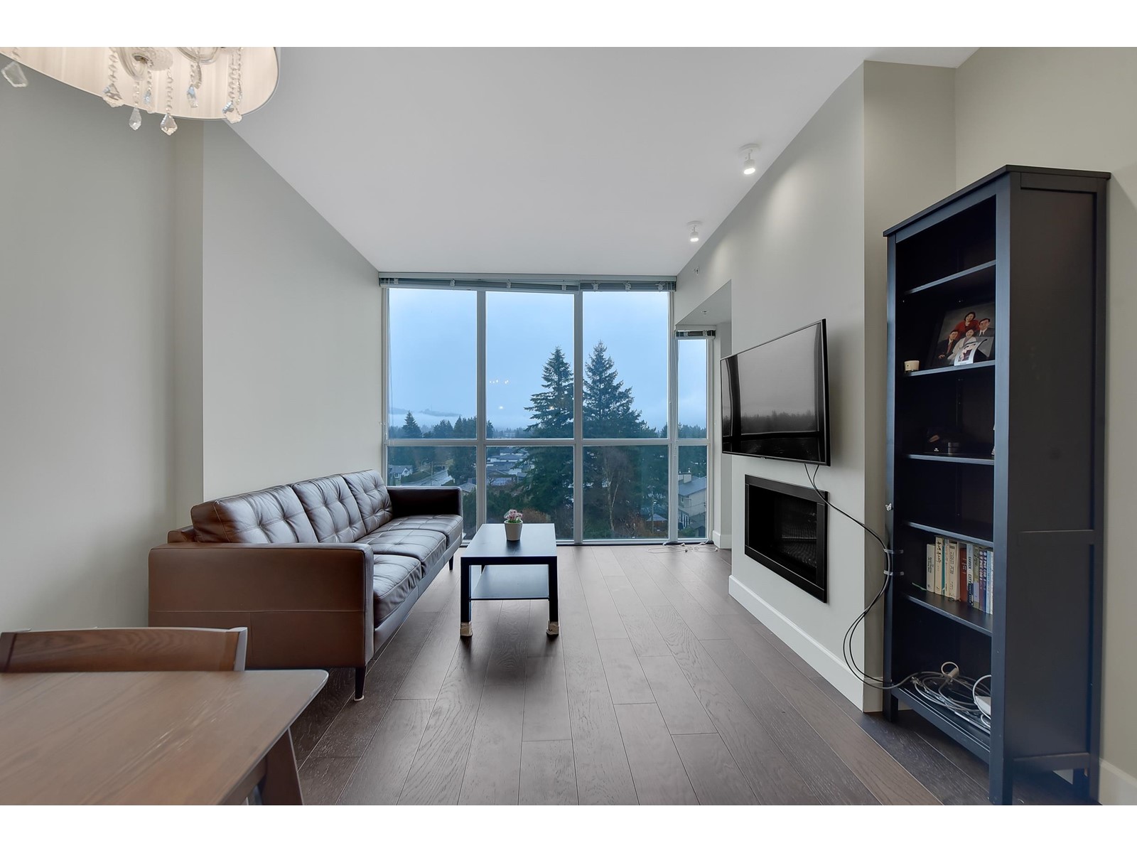 Property at 405 2180 GLADWIN ROAD image 3