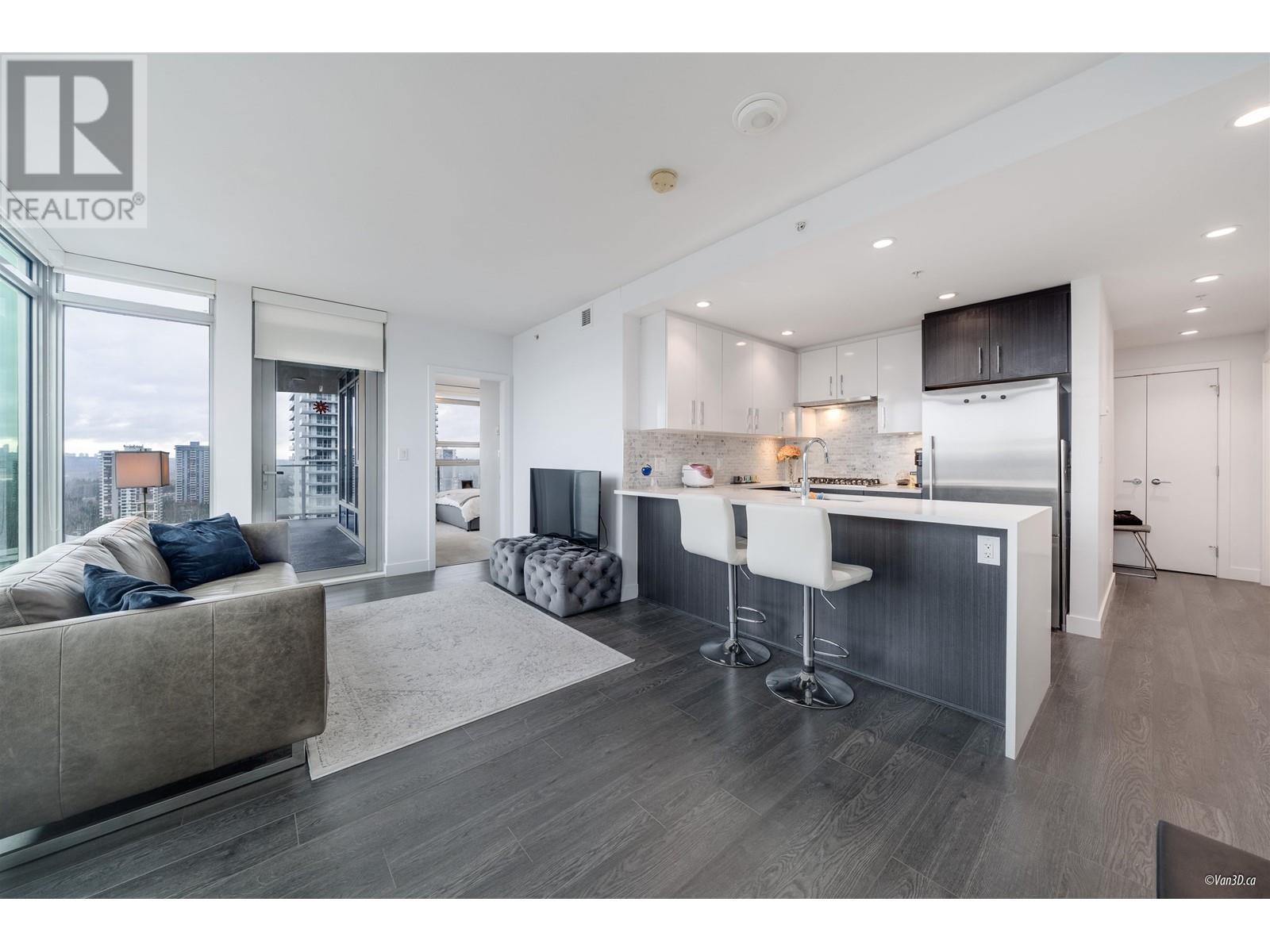 1501 518 Whiting Way, Coquitlam, British Columbia  V3J 0H7 - Photo 2 - R2970356