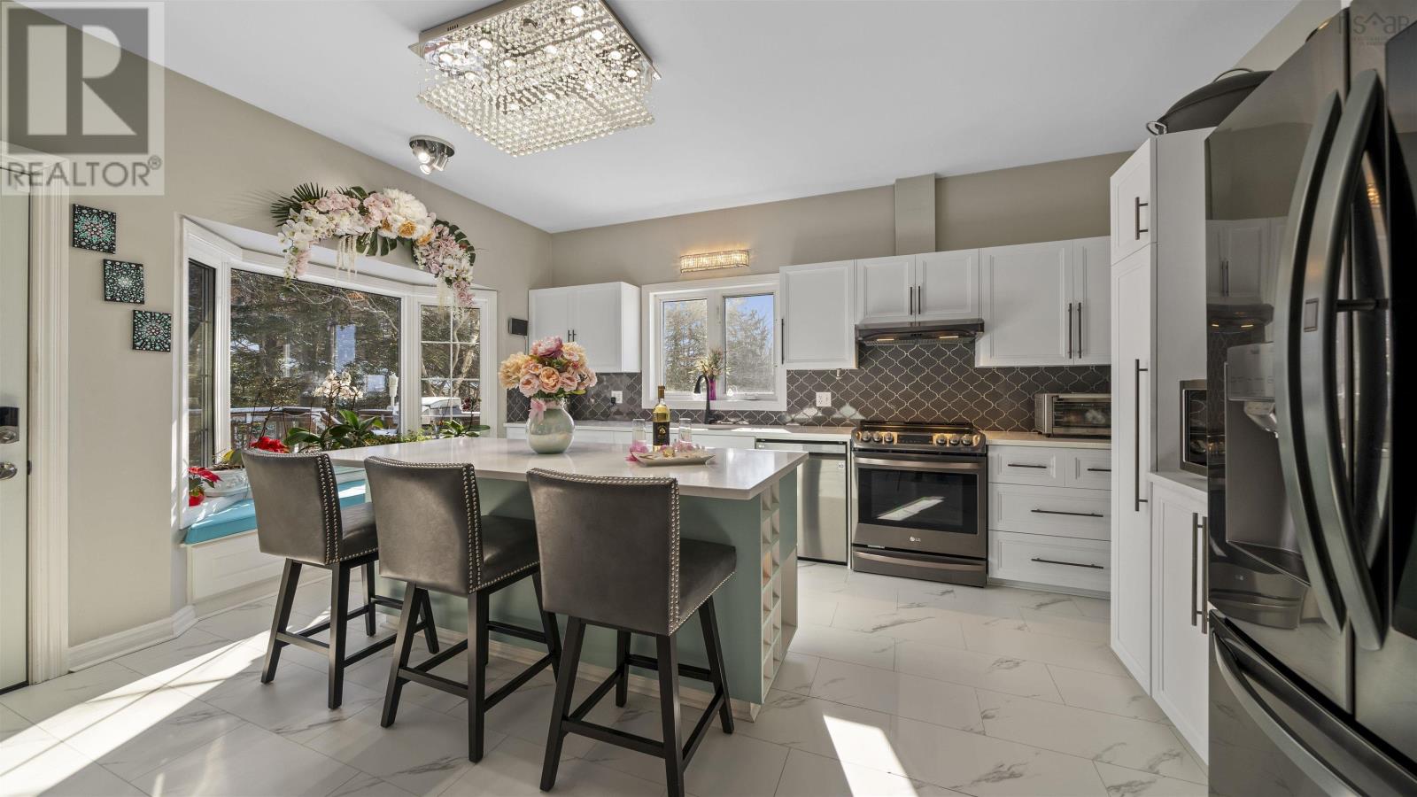 5 Alpine Drive, Dartmouth, Nova Scotia  B2W 1Z3 - Photo 2 - 202503566